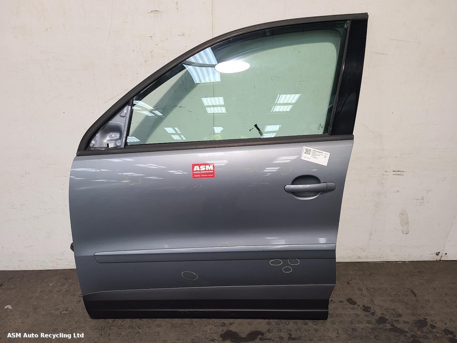 View Auto part L Front Door Volkswagen Tiguan 2010