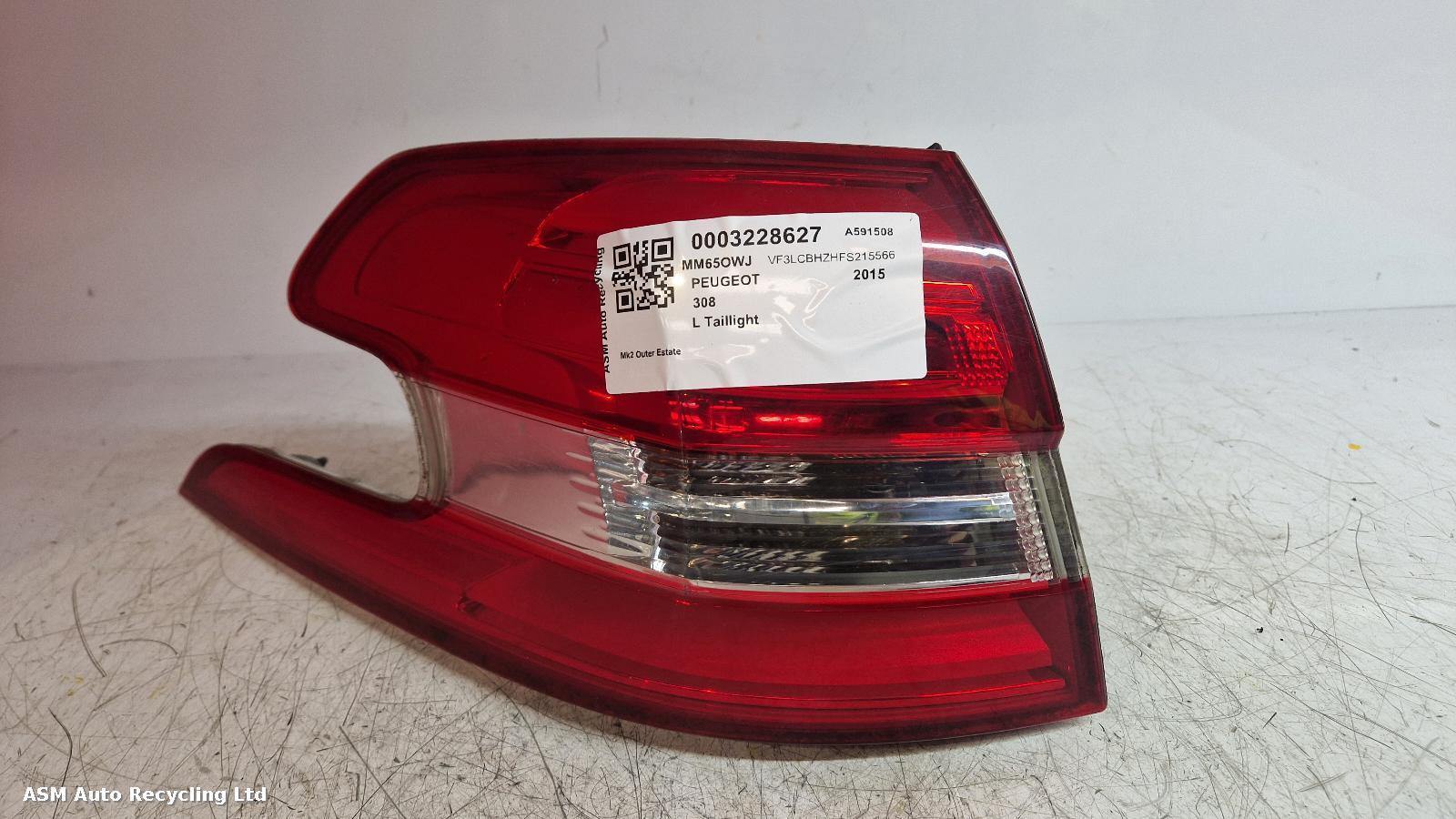 View Auto part L Taillight Peugeot 308 2015