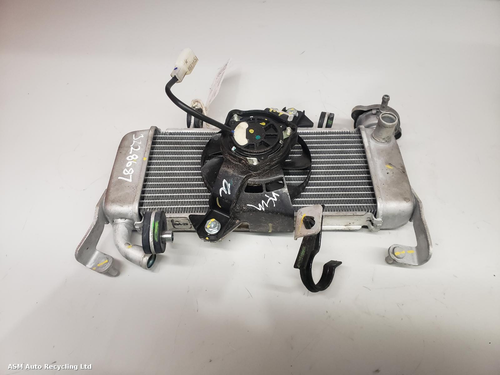 View Auto part Radiator Yamaha Yzf R125 2025