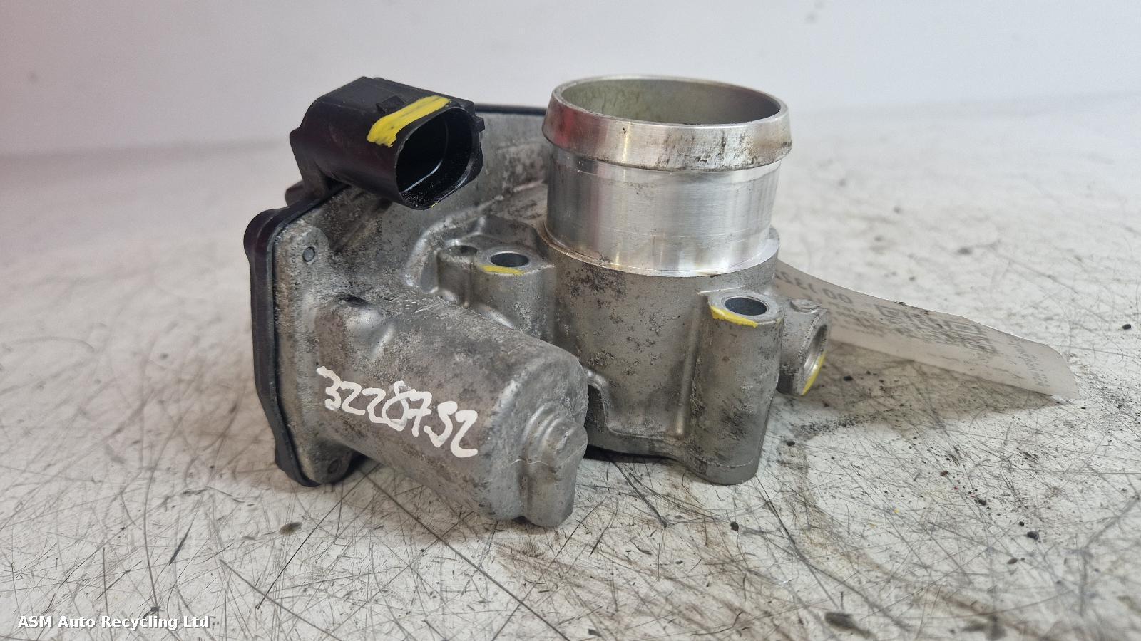 View Auto part Throttle Body Ford Fiesta 2017