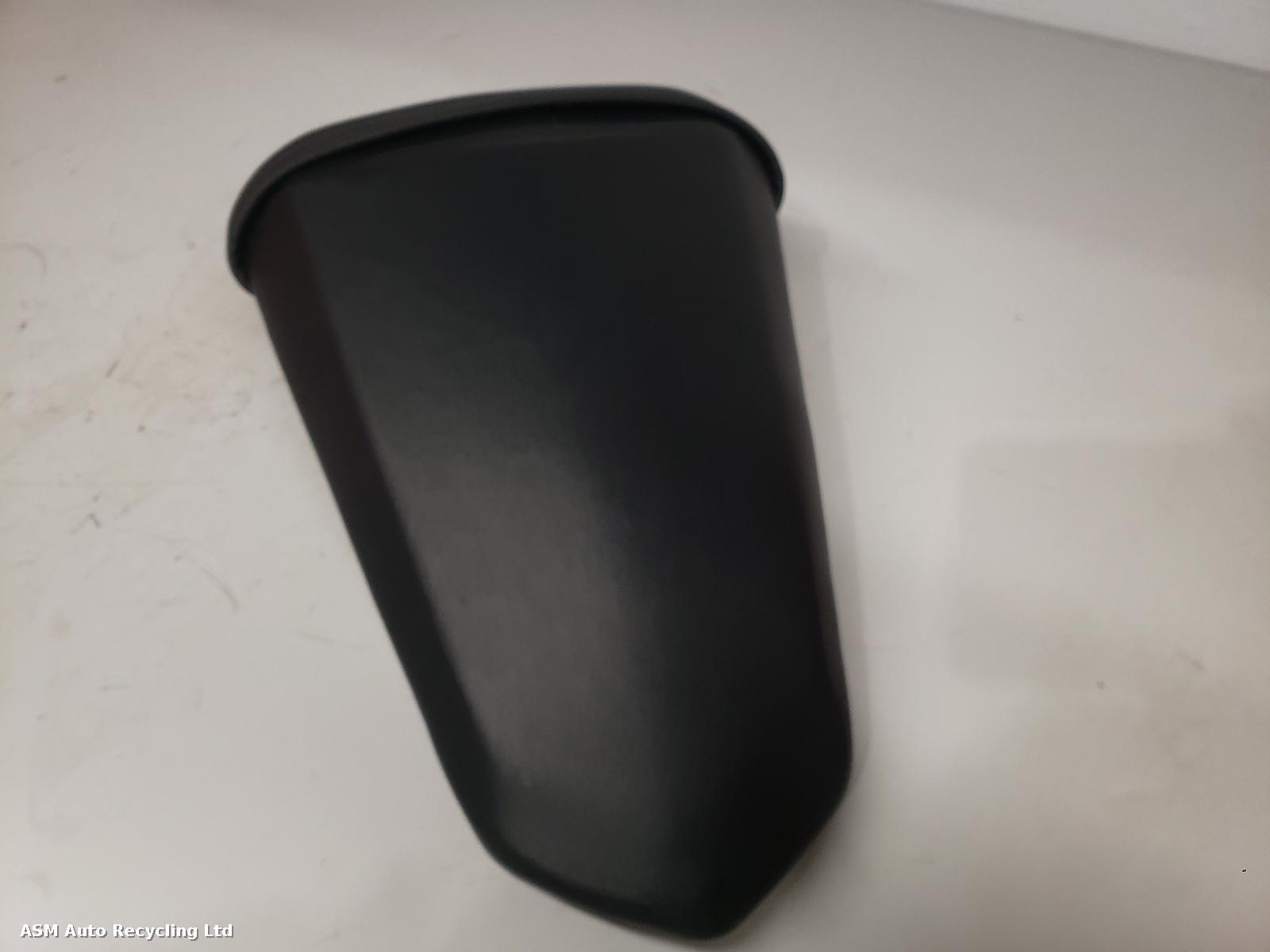 View Auto part 2nd Seat (Rear Seat) Yamaha Yzf R7 2025