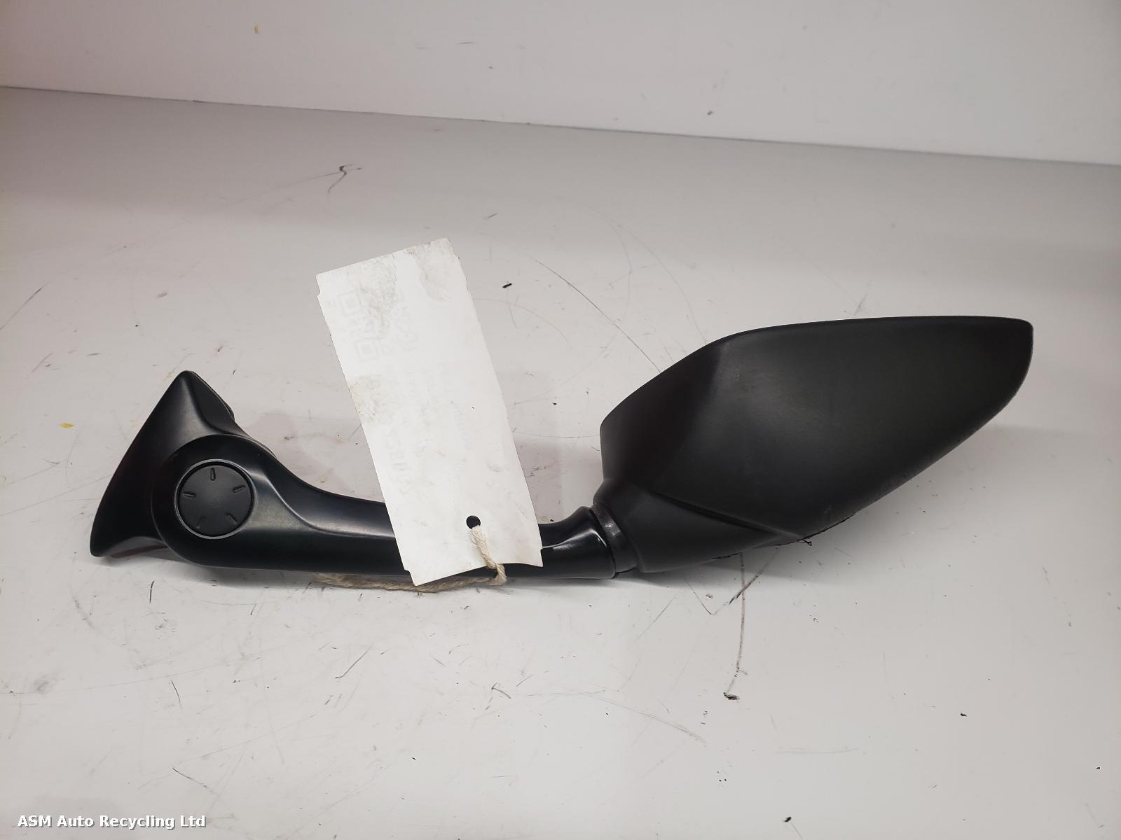 View Auto part Left Mirror Yamaha Yzf R7 2025