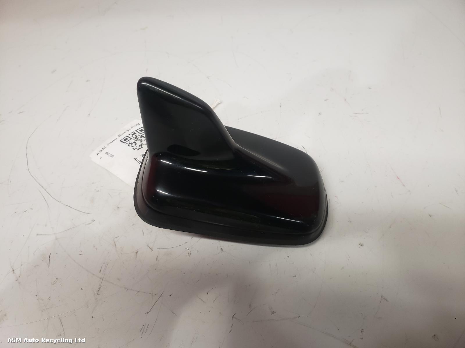 View Auto part Antenna Audi A1 2019