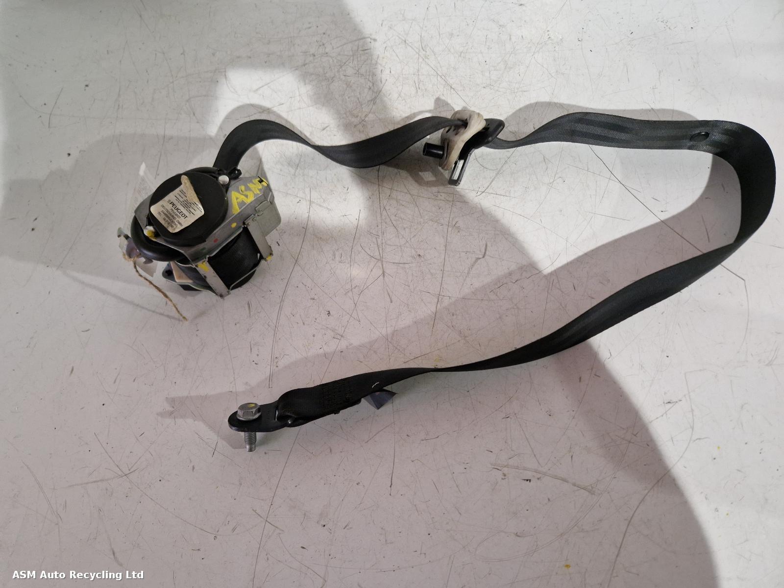 View Auto part Seat Belt Peugeot 2008 2015