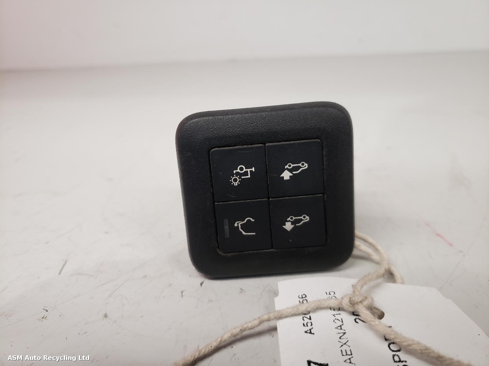 View Auto part Misc Switch Land Rover Range Rover Sport 2021