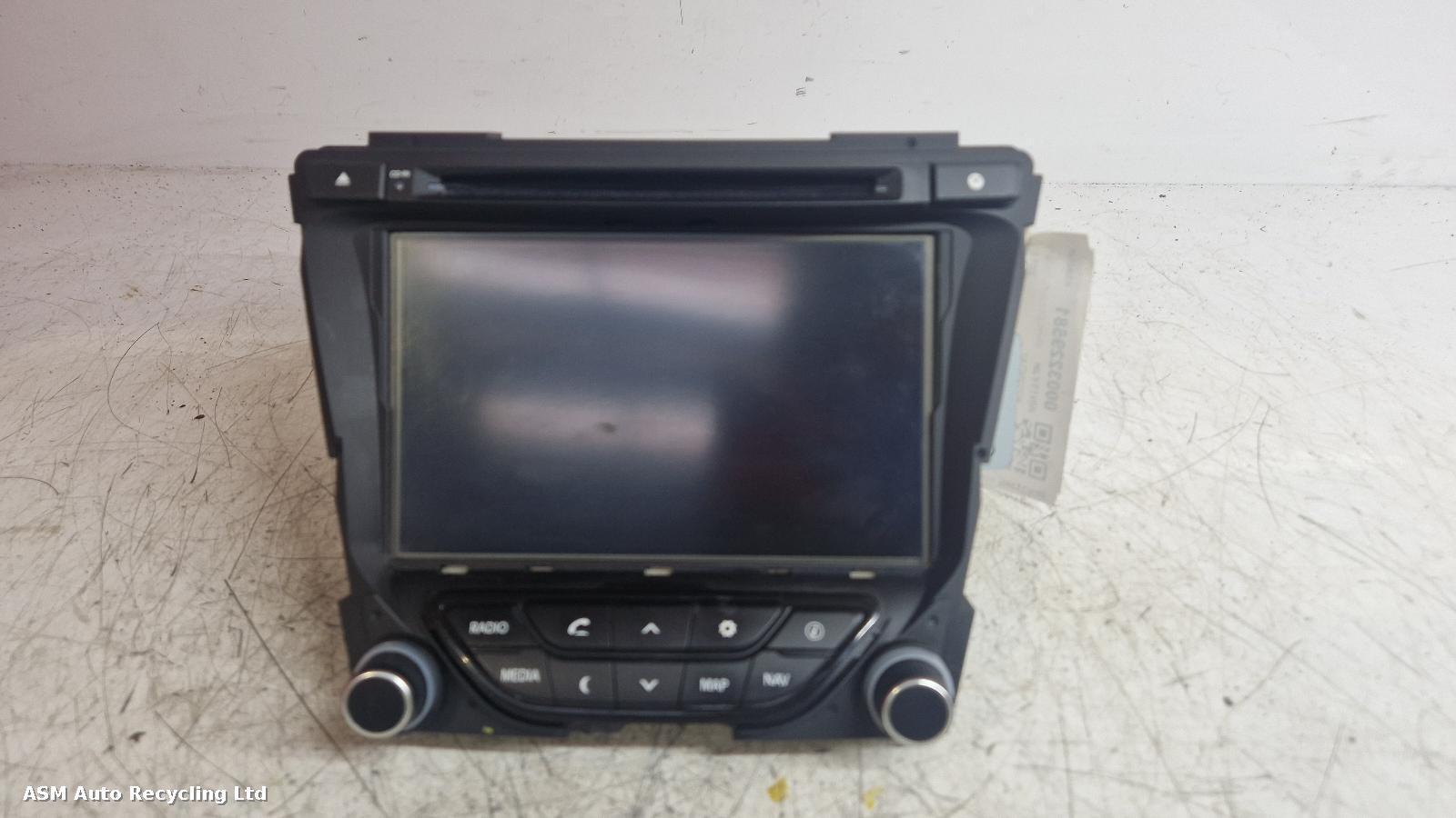 View Auto part A/V Equipment Hyundai I40 2015