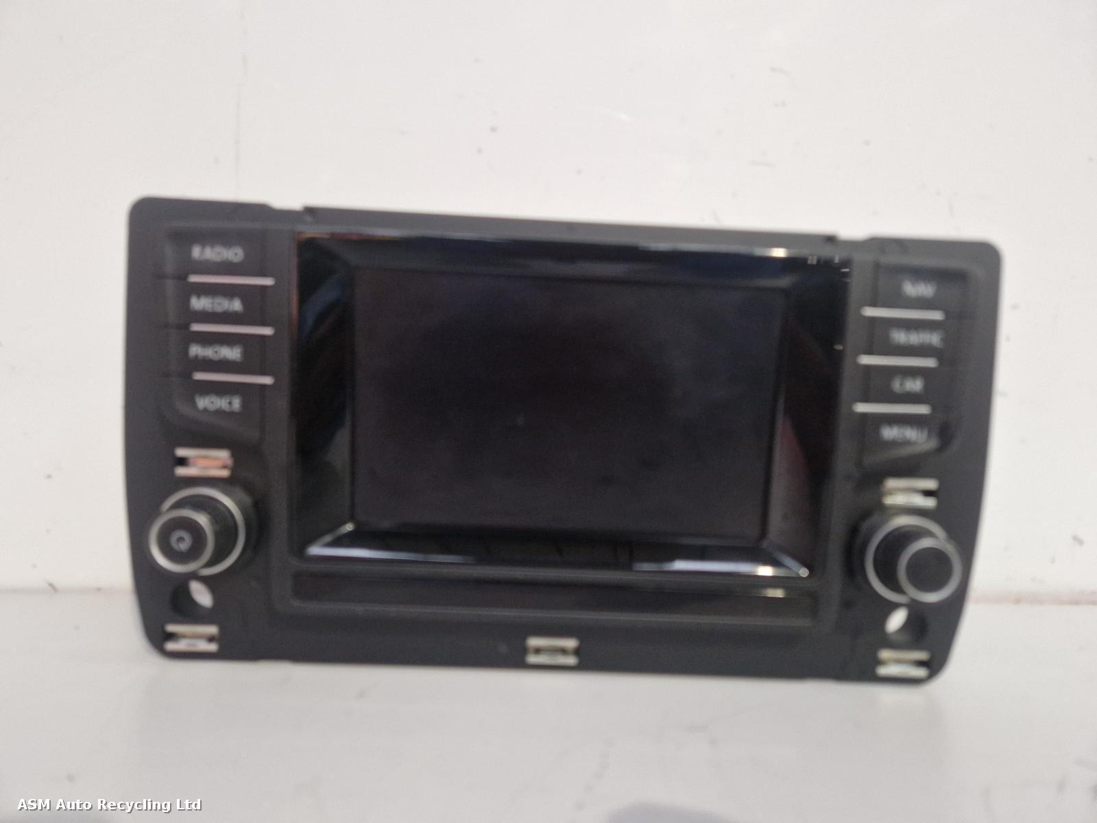 View Auto part A/V Equipment Volkswagen Golf 2014