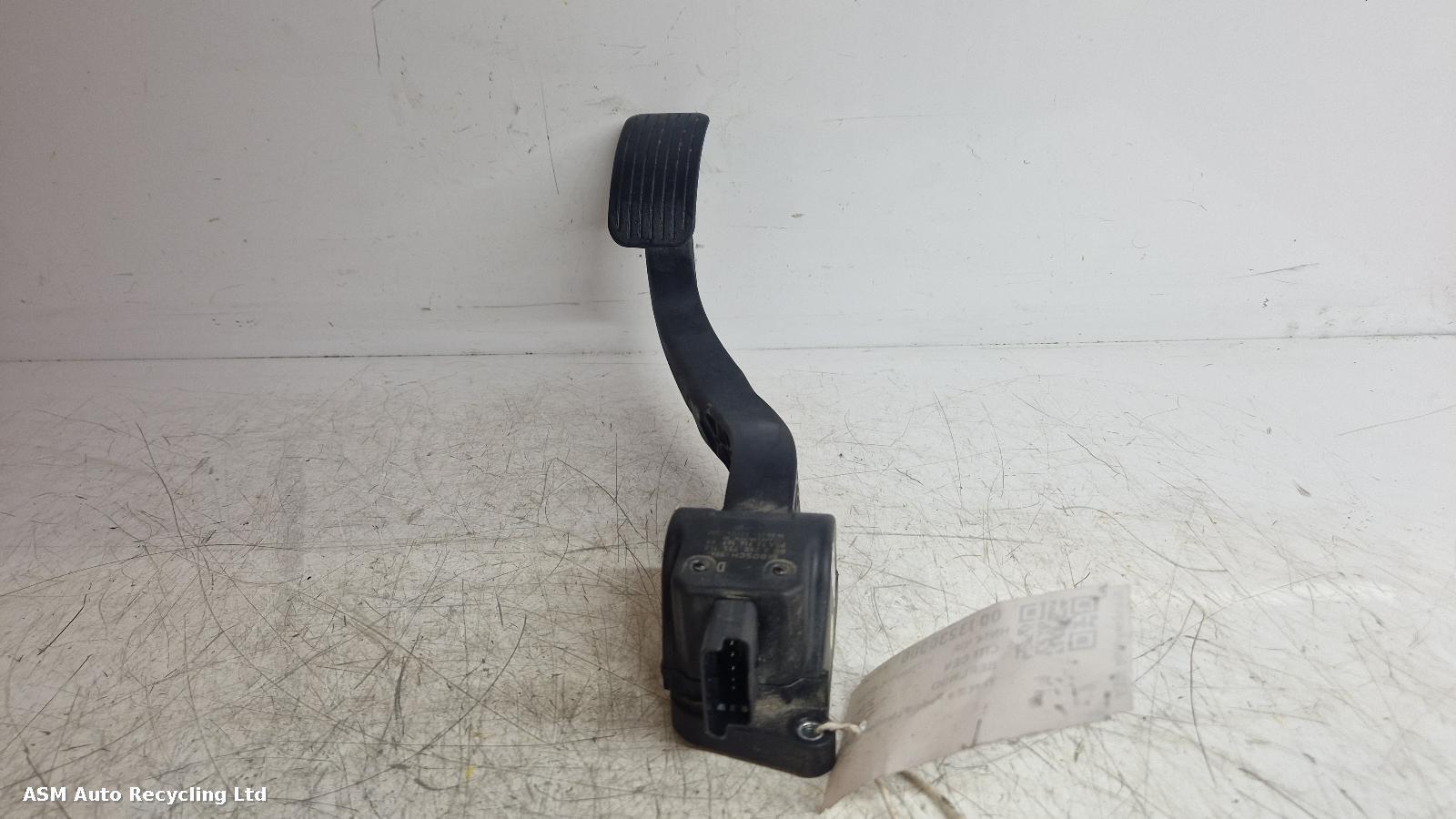 View Auto part Pedal Potentiometer Citroen Berlingo 2014