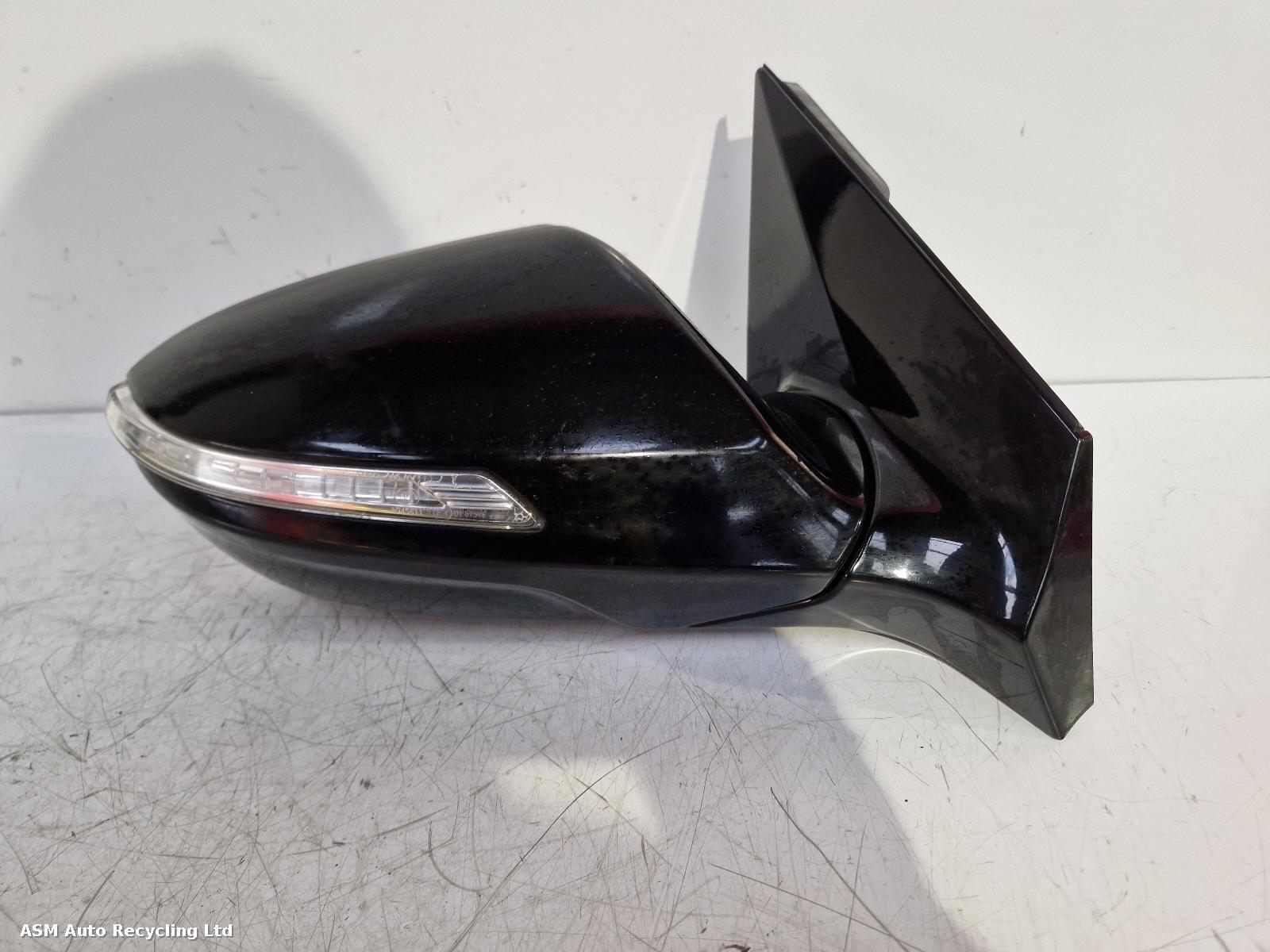 View Auto part R Door Mirror Hyundai I40 2012