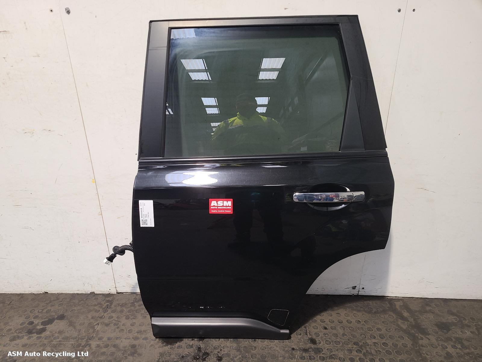 View Auto part L Rear Door Nissan X Trail 2011