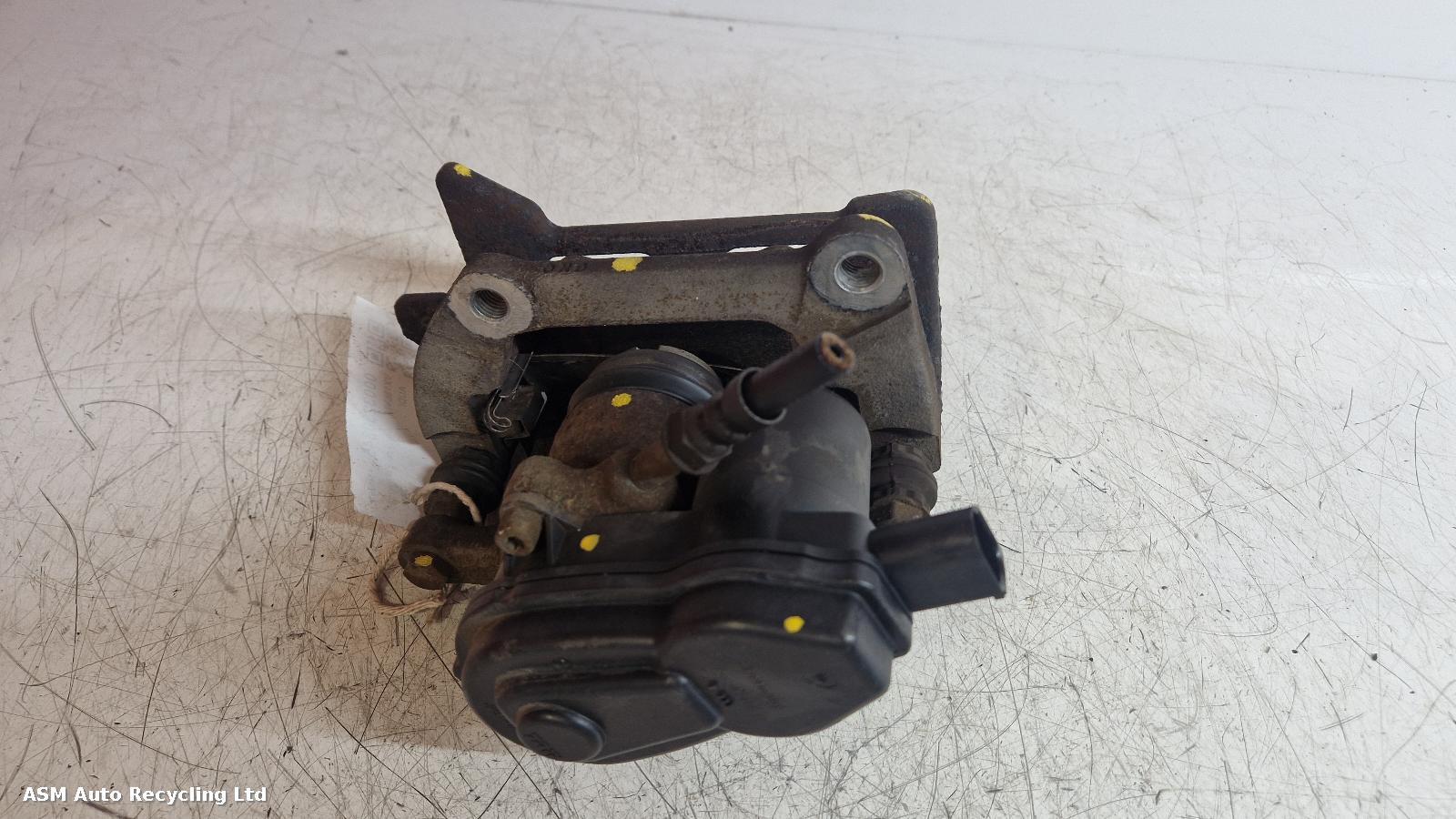 View Auto part Caliper Audi Q5 2015