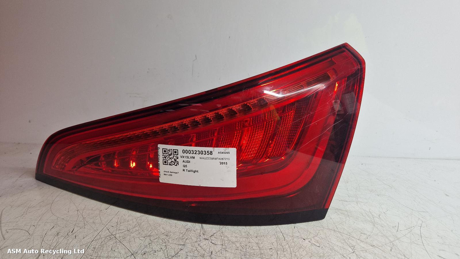 View Auto part R Taillight Audi Q5 2015
