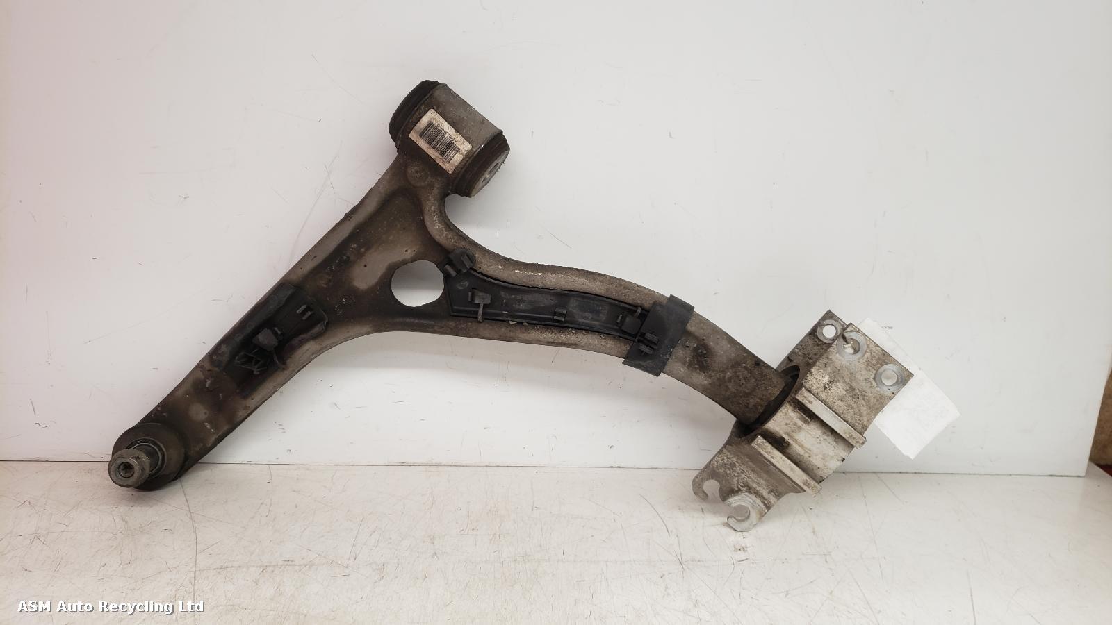 View Auto part LF Lower Control Arm Mercedes A Class 2018