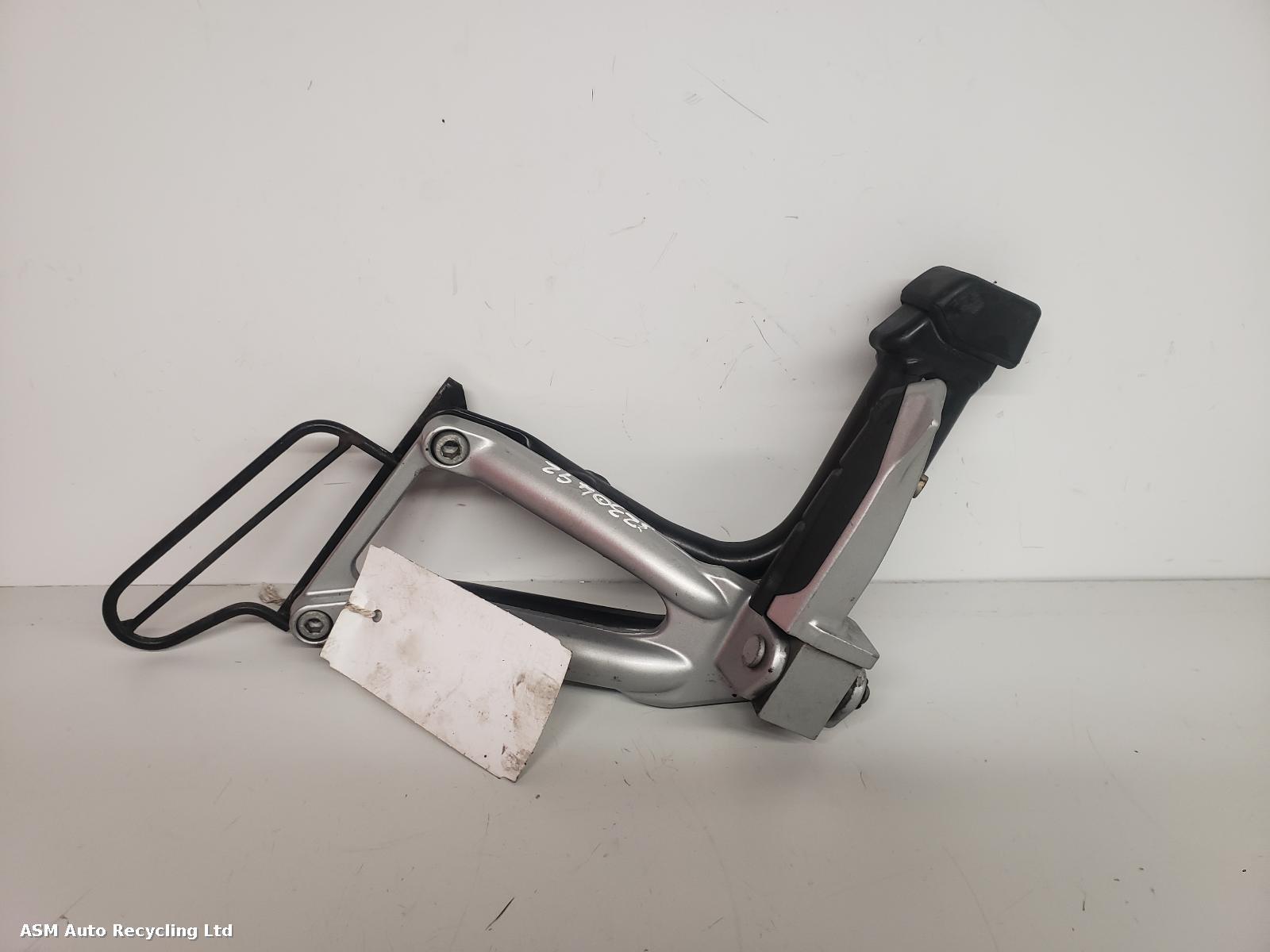 View Auto part Left Footrest Bmw R 1100 S 1999
