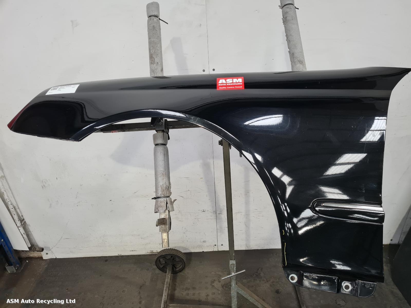 View Auto part L Wing Mercedes Clk 2006