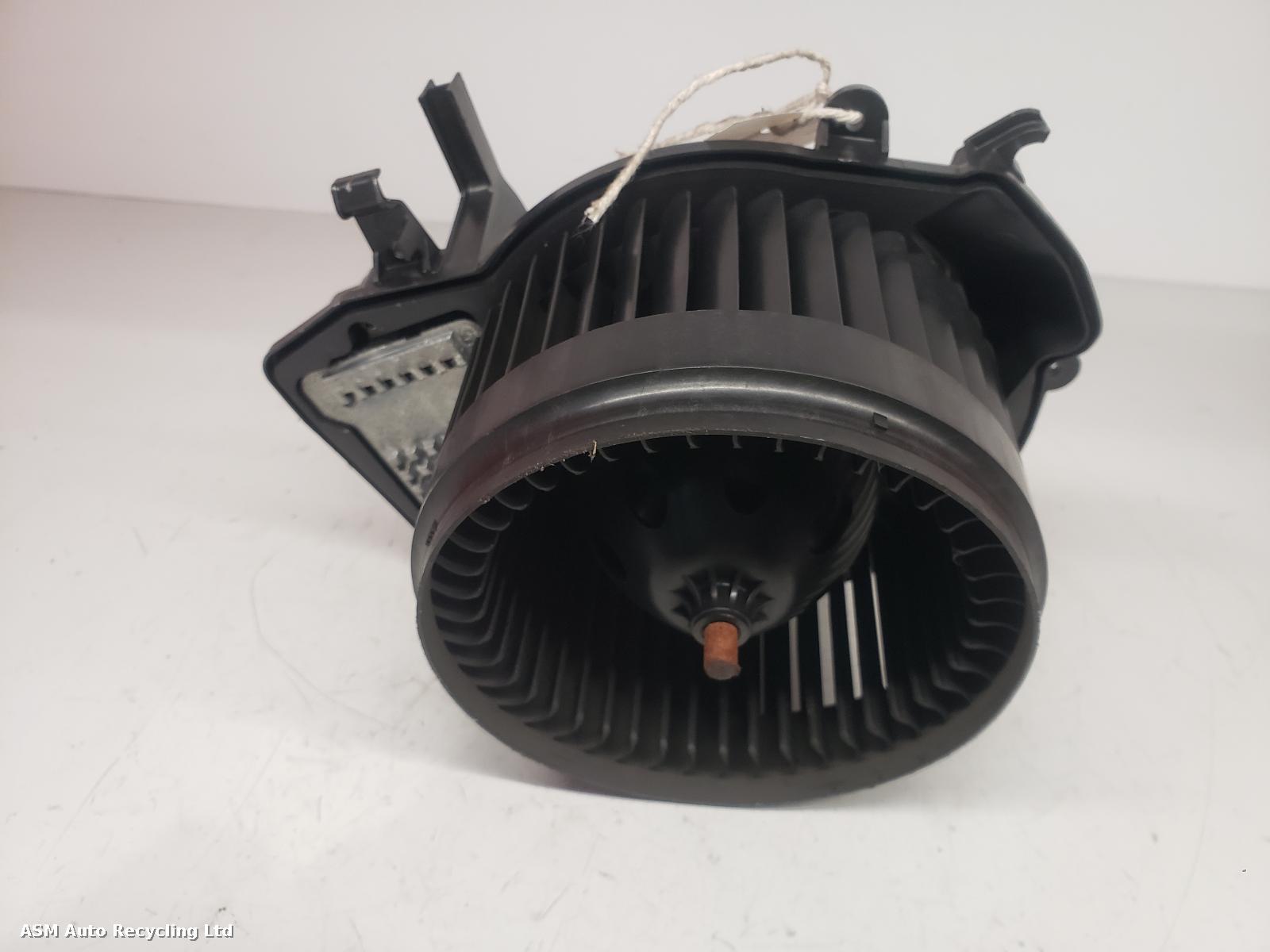 View Auto part Heater Motor/Assembly Mercedes Clk 2006