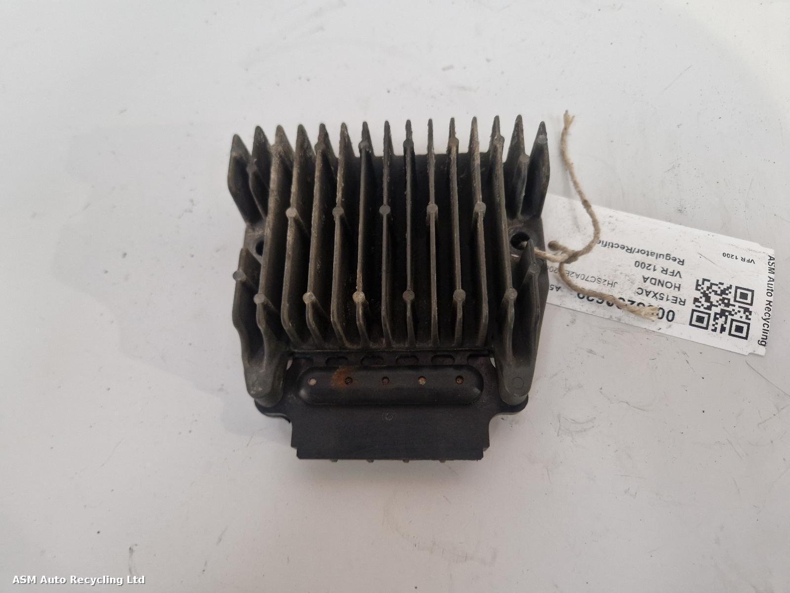 View Auto part Regulator/Rectifier Honda Vfr 1200 2015