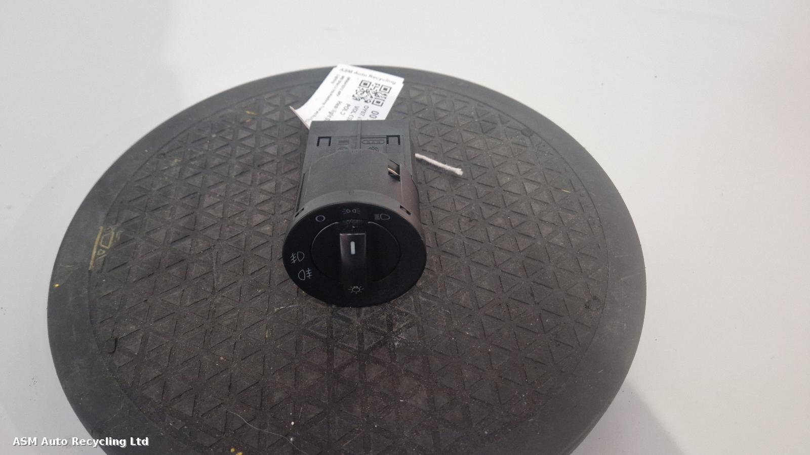 View Auto part Headlight Switch Volkswagen Polo 2007