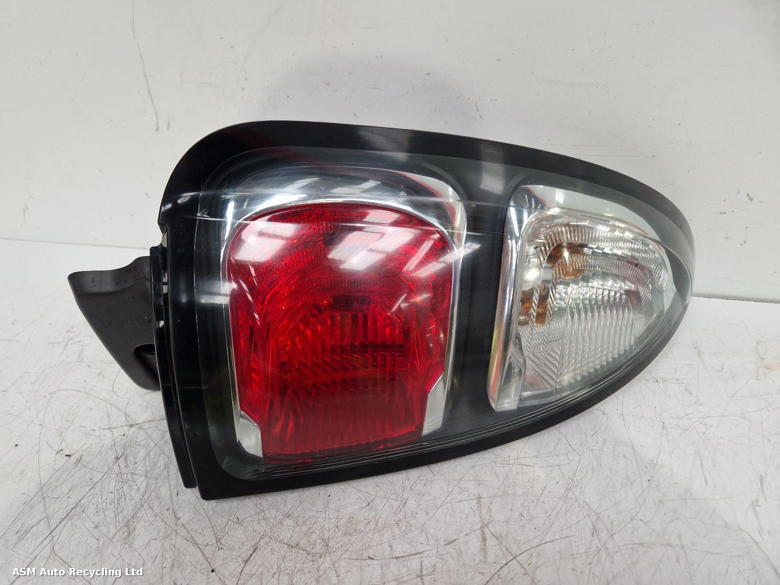 View Auto part L Taillight Citroen C3 Picasso 2010