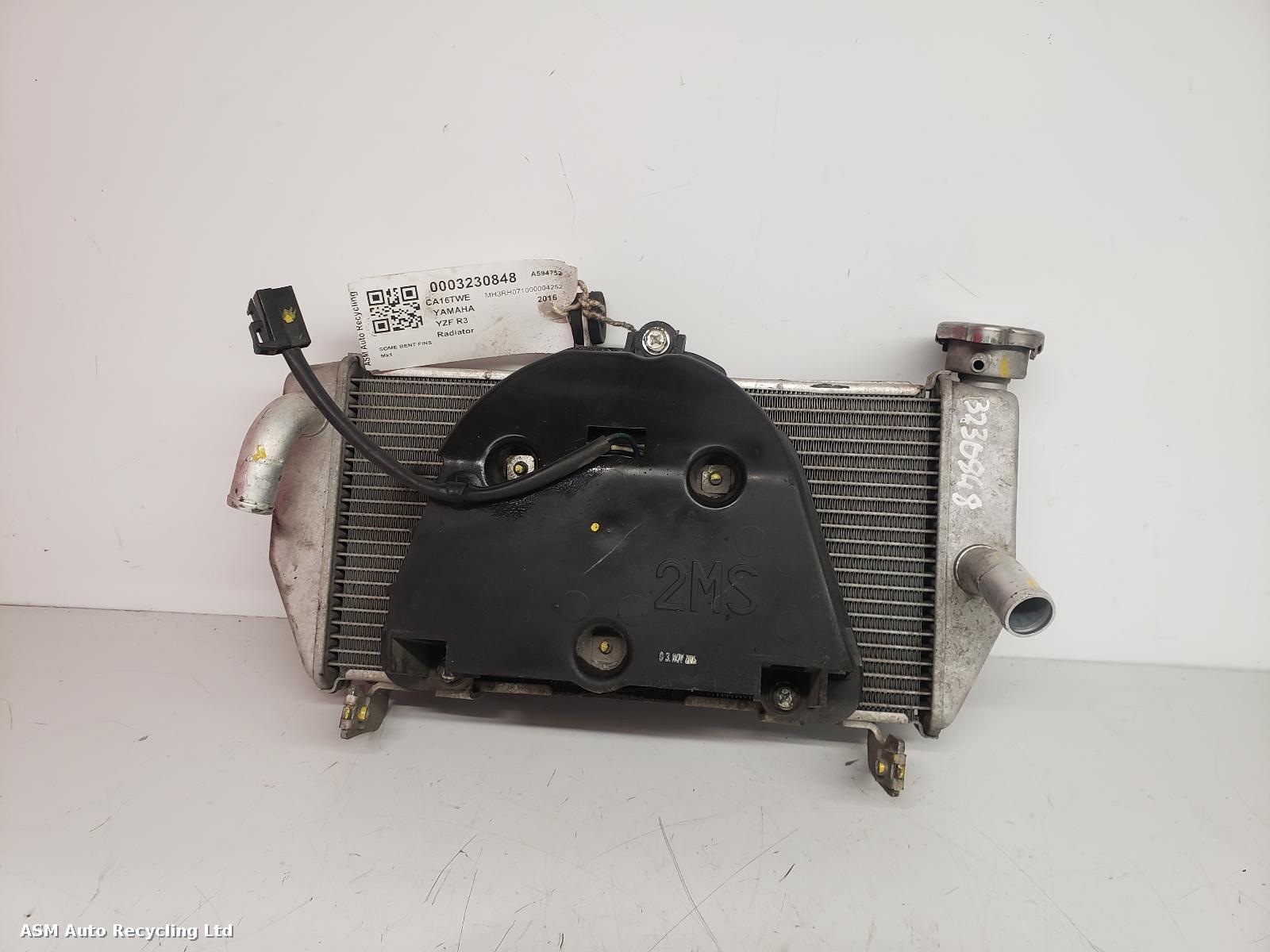 View Auto part Radiator Yamaha Yzf R3  2016