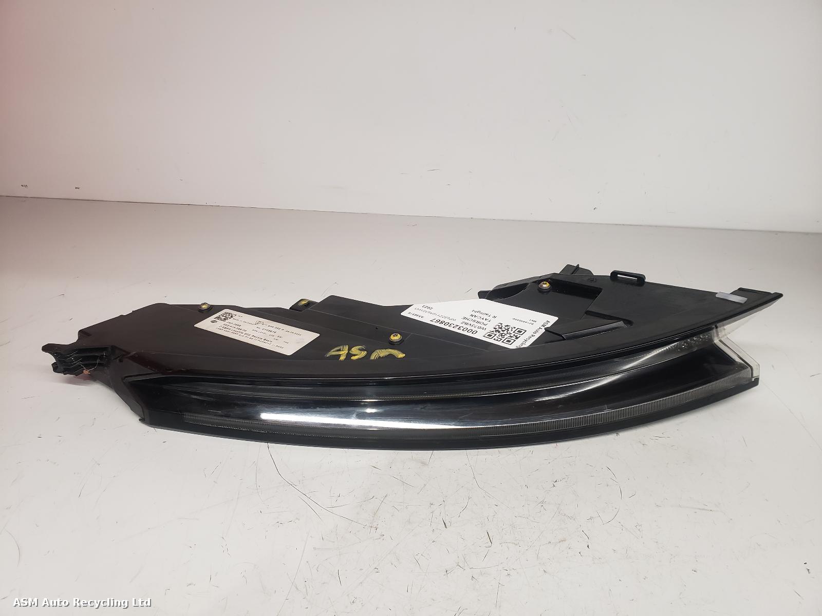 View Auto part R Taillight Porsche Taycan 2023