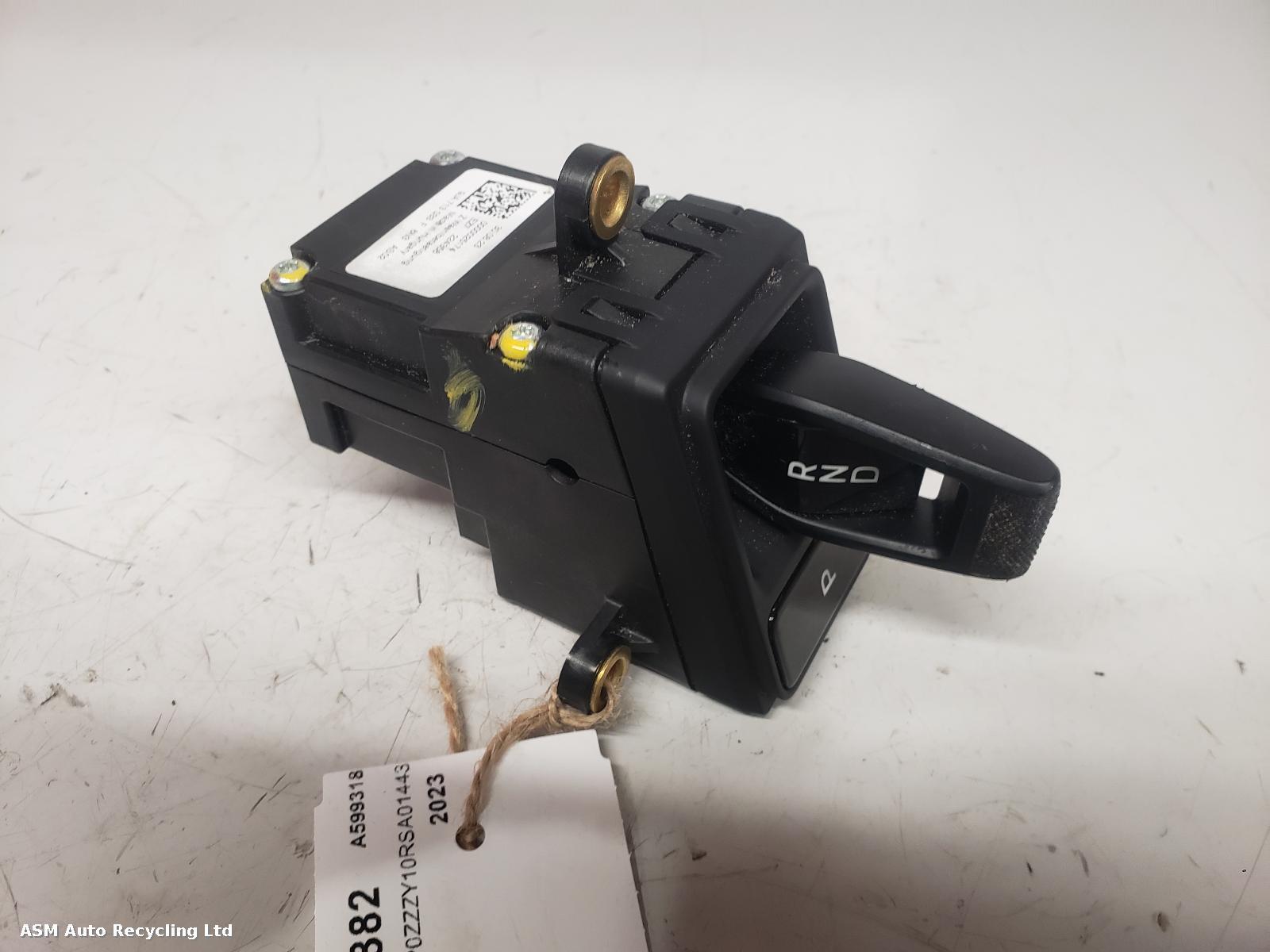 View Auto part Gear Stick/Shifter Porsche Taycan 2023