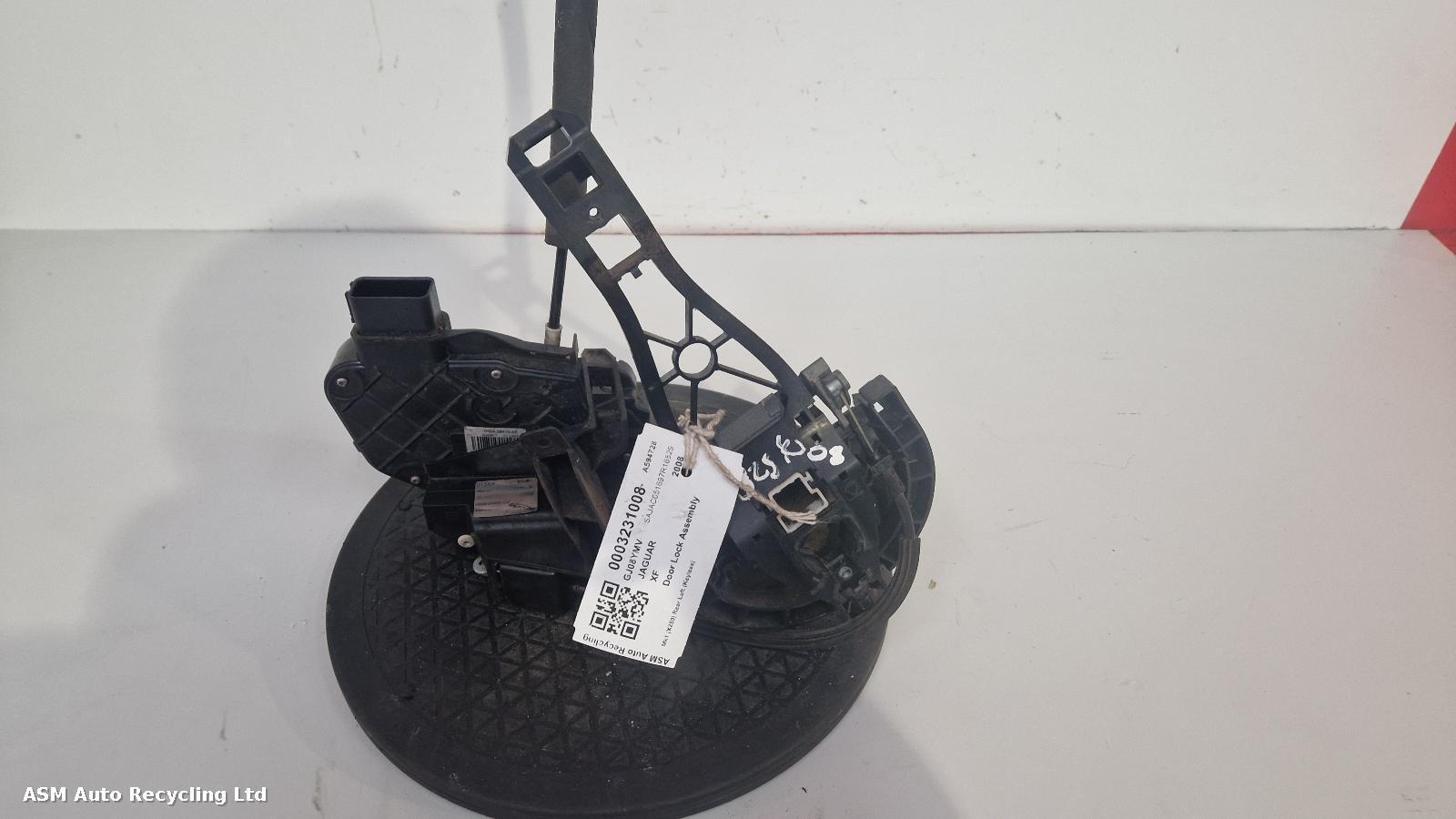 View Auto part Door Lock Assembly Jaguar Xf 2008