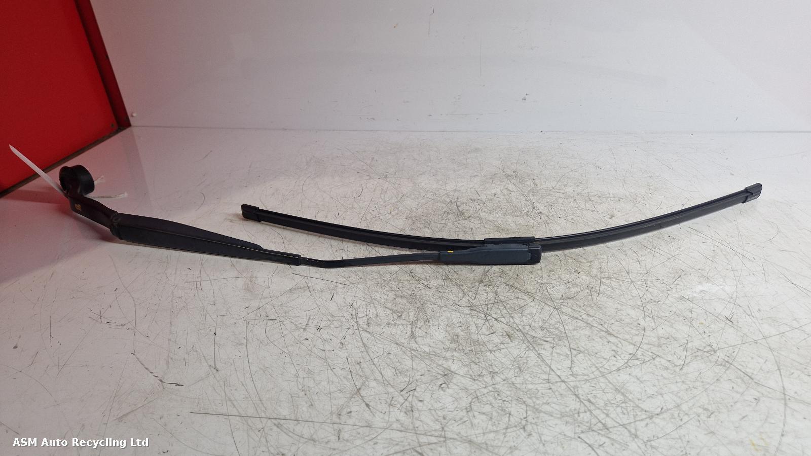 View Auto part Wiper Arm Ford Kuga 2014