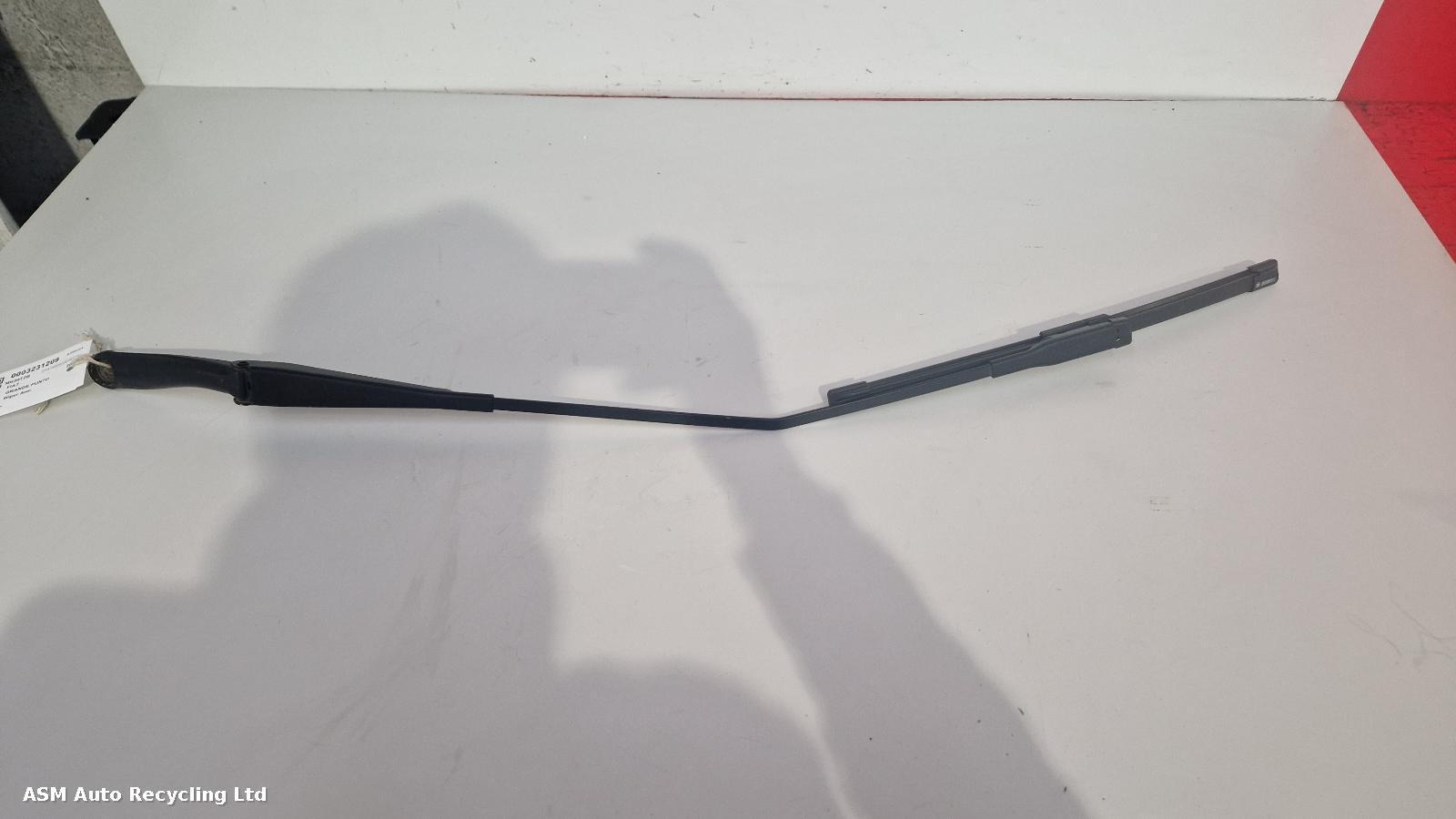 View Auto part Wiper Arm Fiat Grande Punto 2009