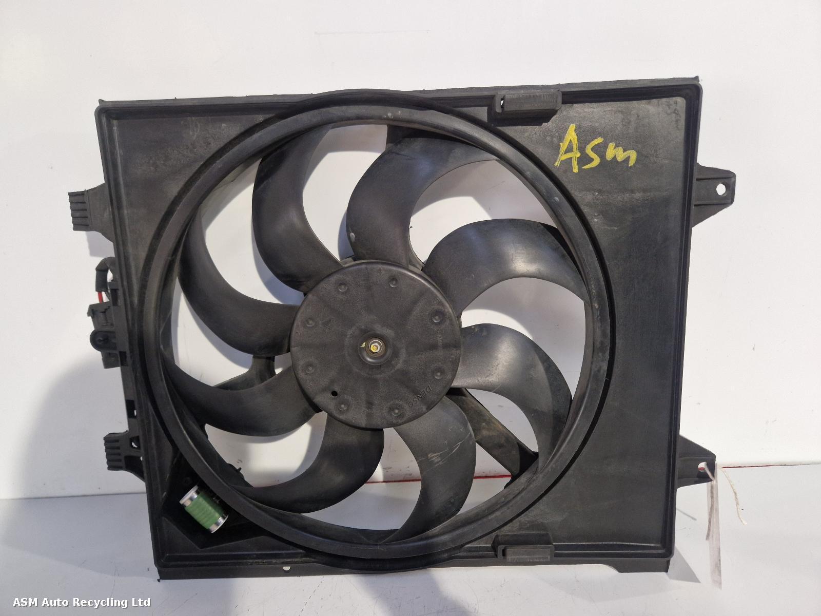 View Auto part Engine Cooling Motor Fiat 500 2013