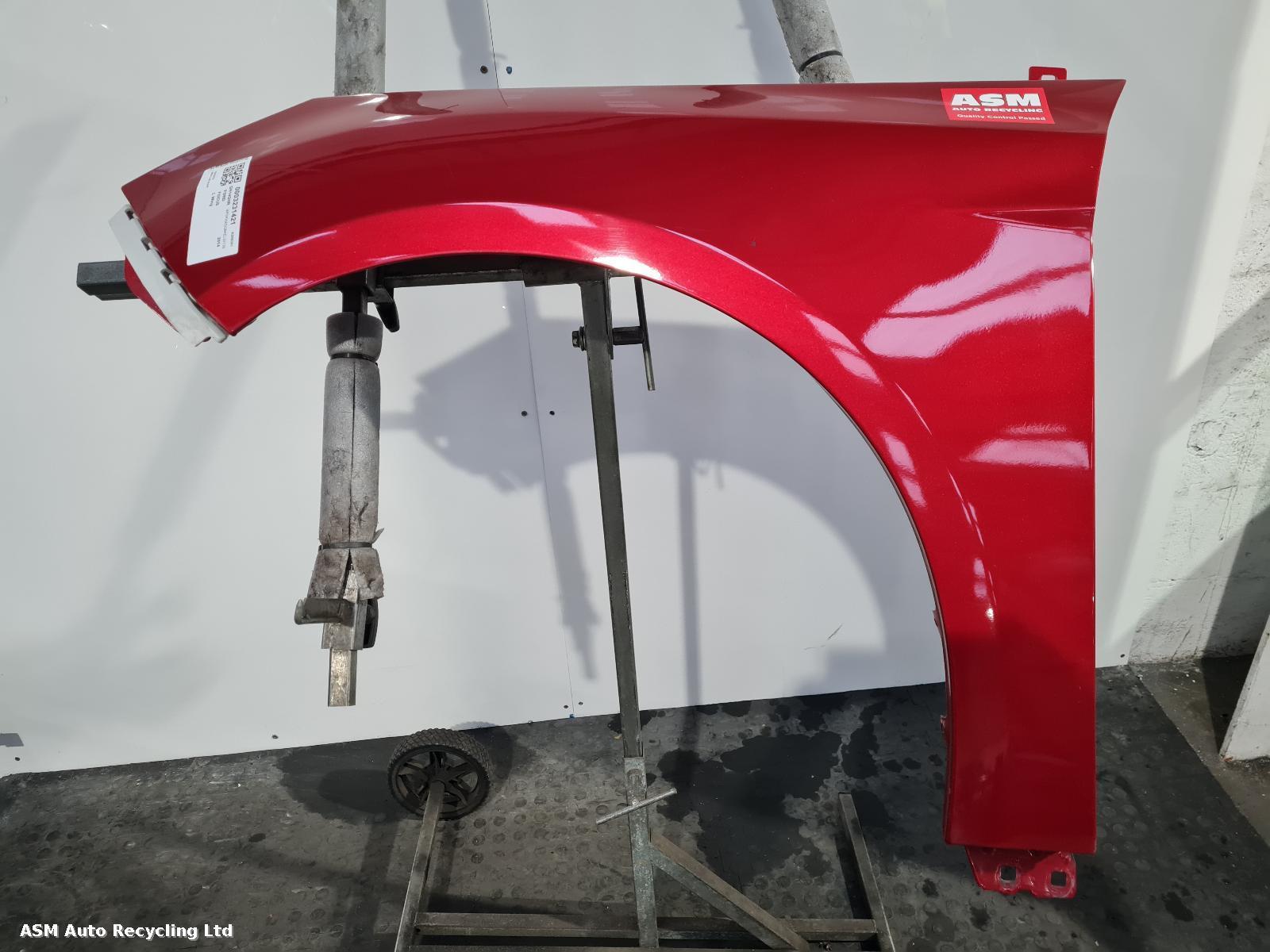 View Auto part L Wing Ford Focus 2014