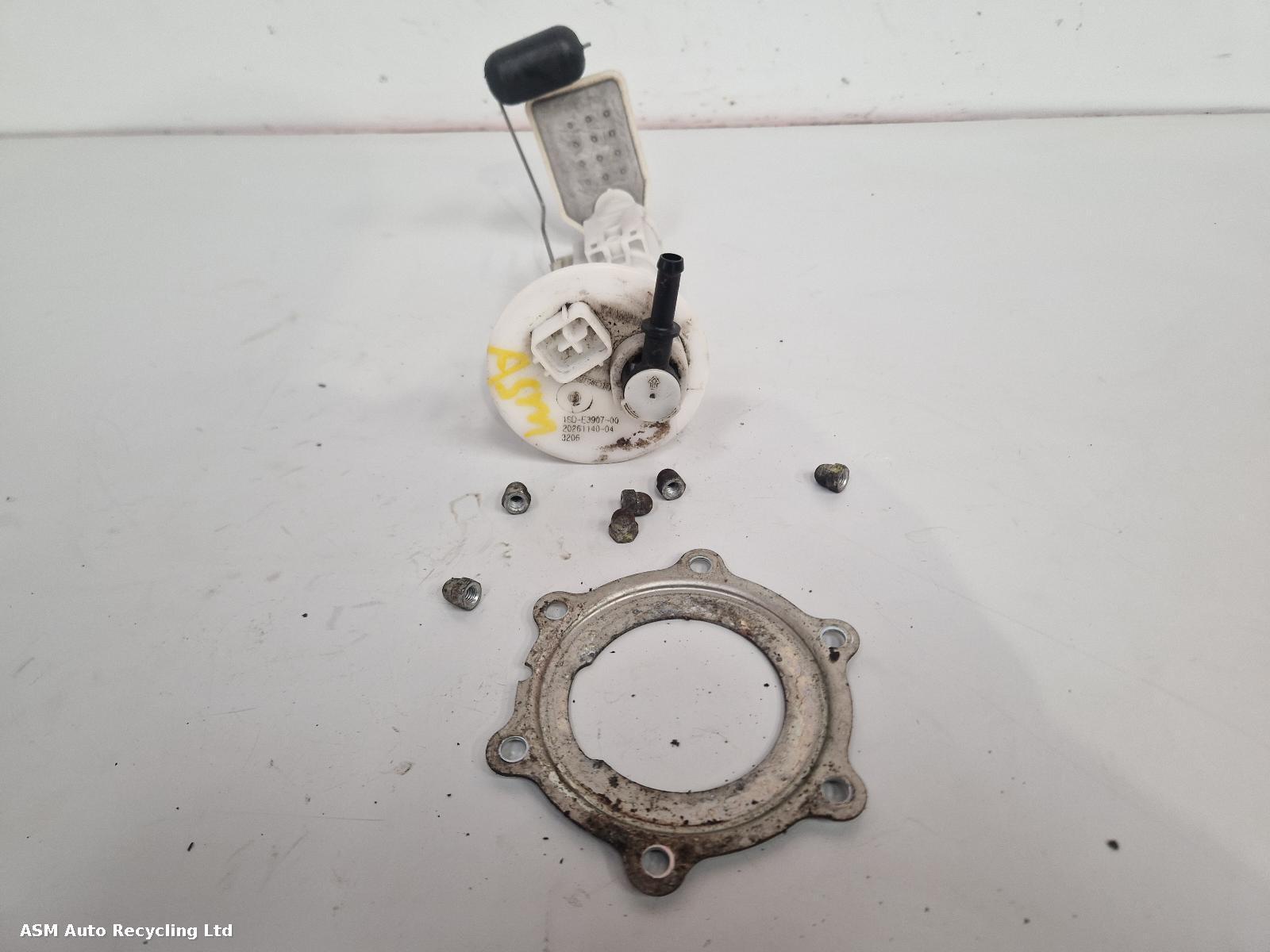 View Auto part Fuel Pump Yamaha X-max 125 2017