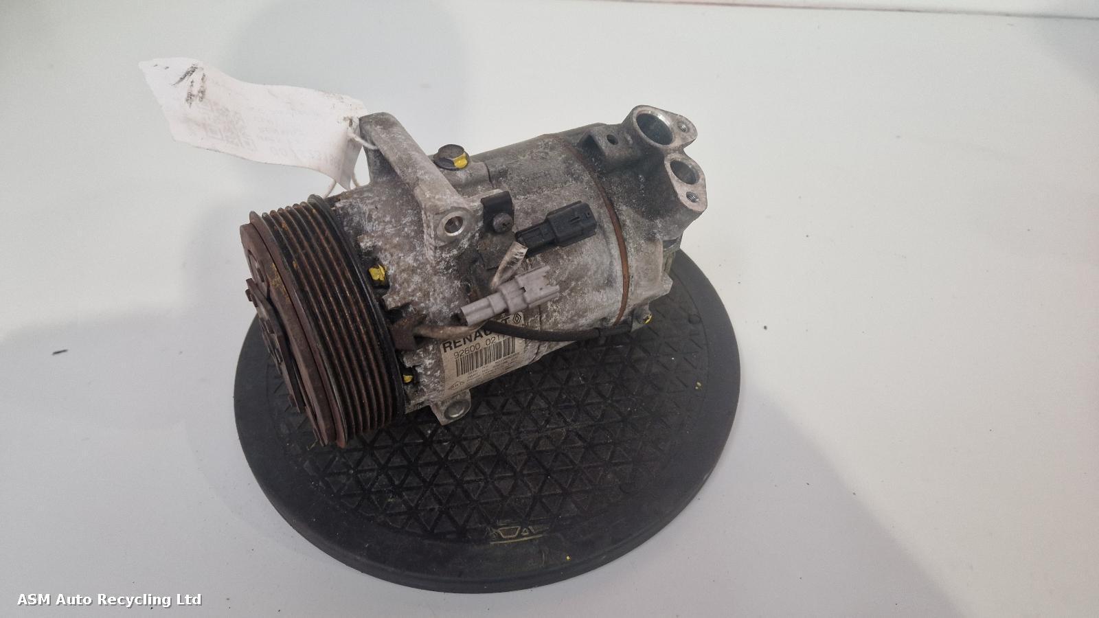 View Auto part Compressor Renault Clio 2015