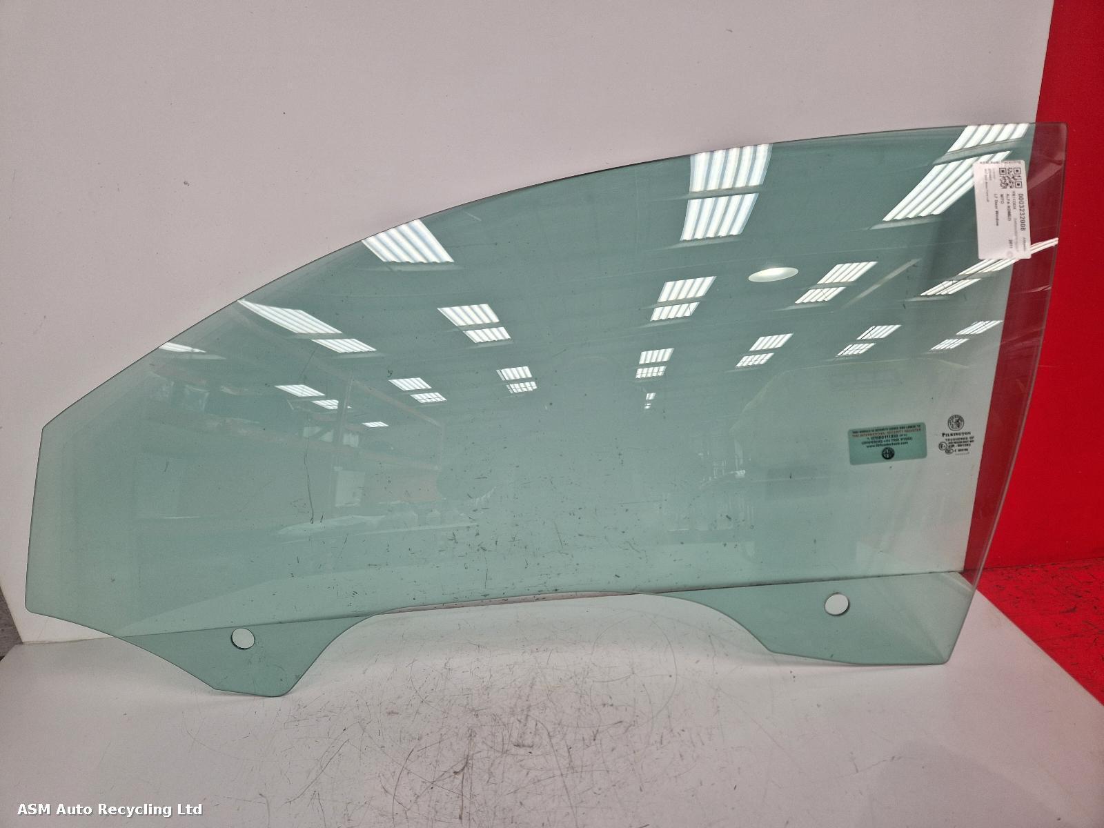 View Auto part LF Door Window Alfa Romeo Mito 2011