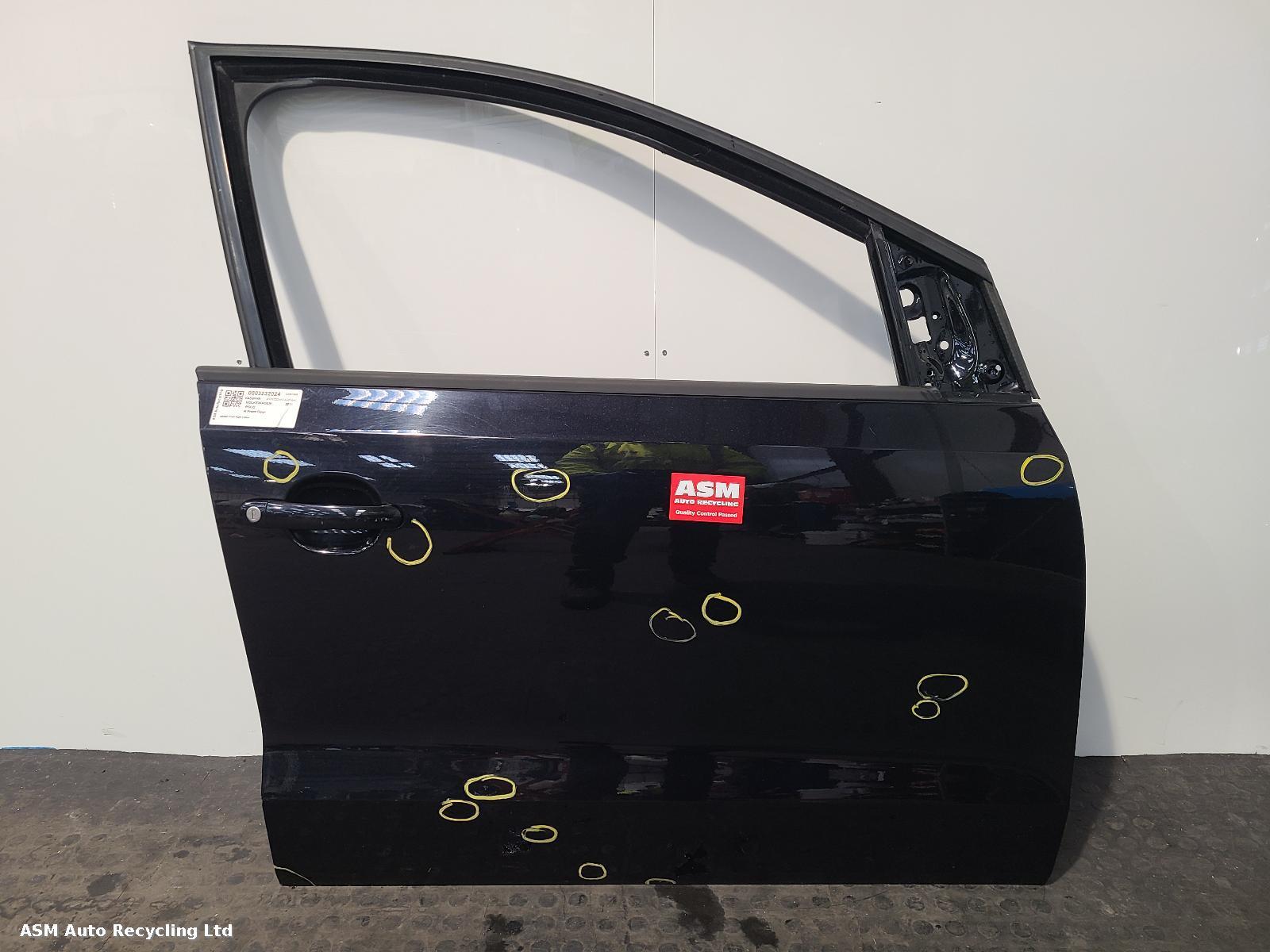 View Auto part R Front Door Volkswagen Polo 2010