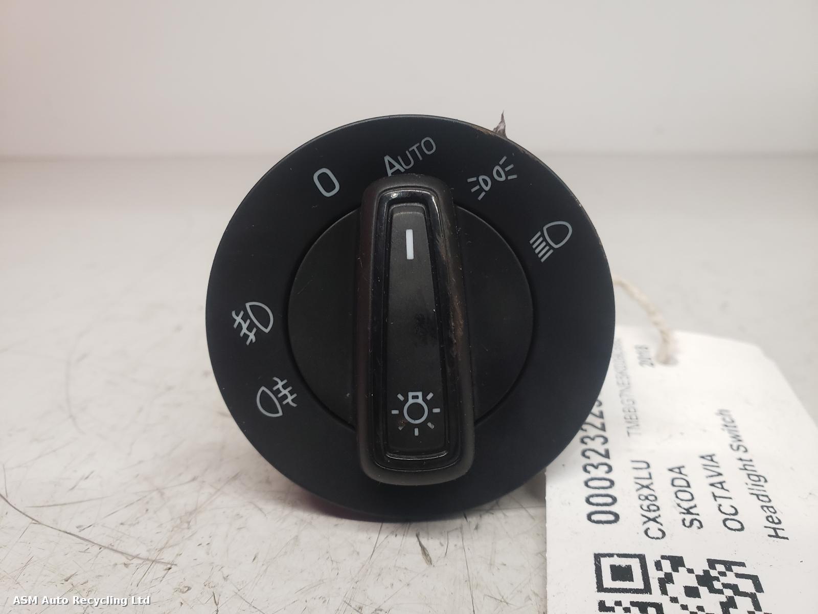 View Auto part Headlight Switch Skoda Octavia 2018