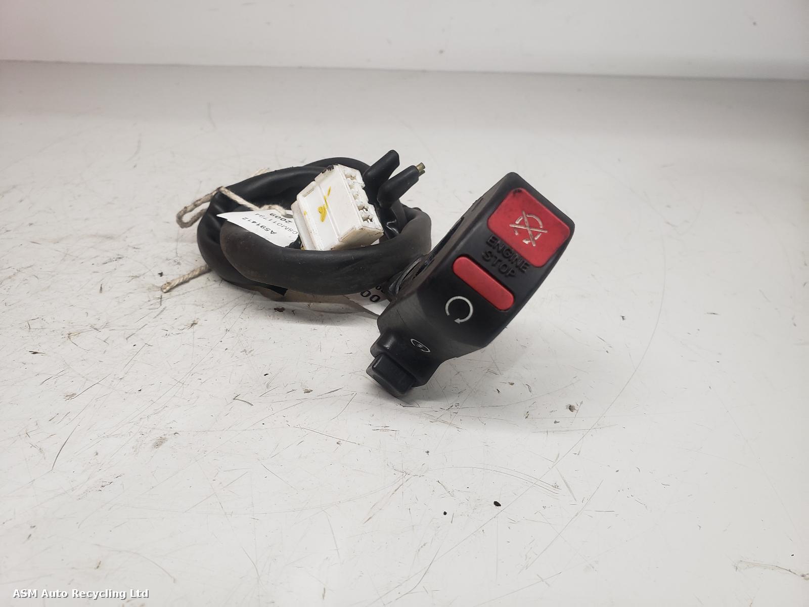 View Auto part RH Switch Gear Honda Cbr 1000 Rr-8 2009