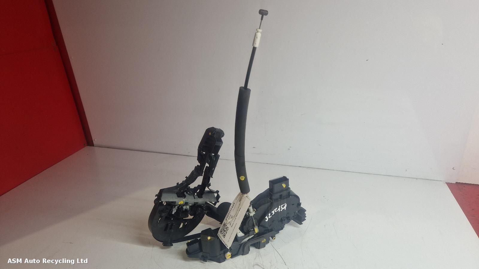 View Auto part Door Lock Assembly Jaguar Xf 2008