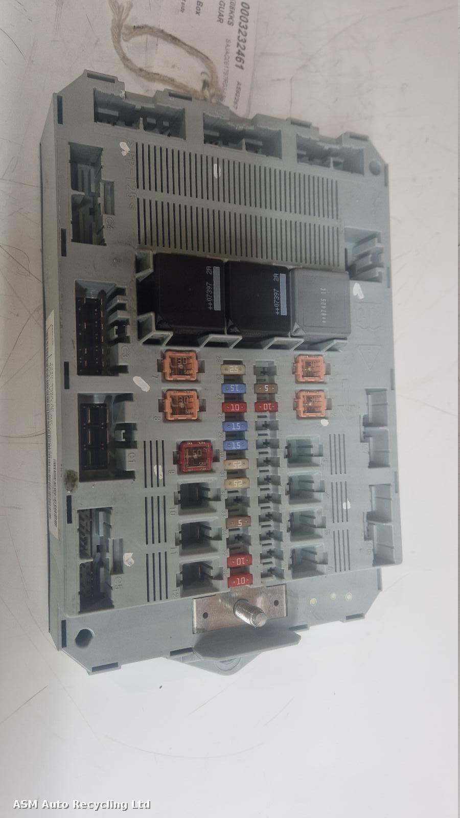 View Auto part Fuse Box Jaguar Xf 2008