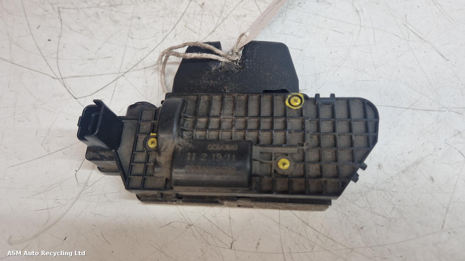 View Auto part Bootlid/Tailgate Lock Peugeot 5008 2011