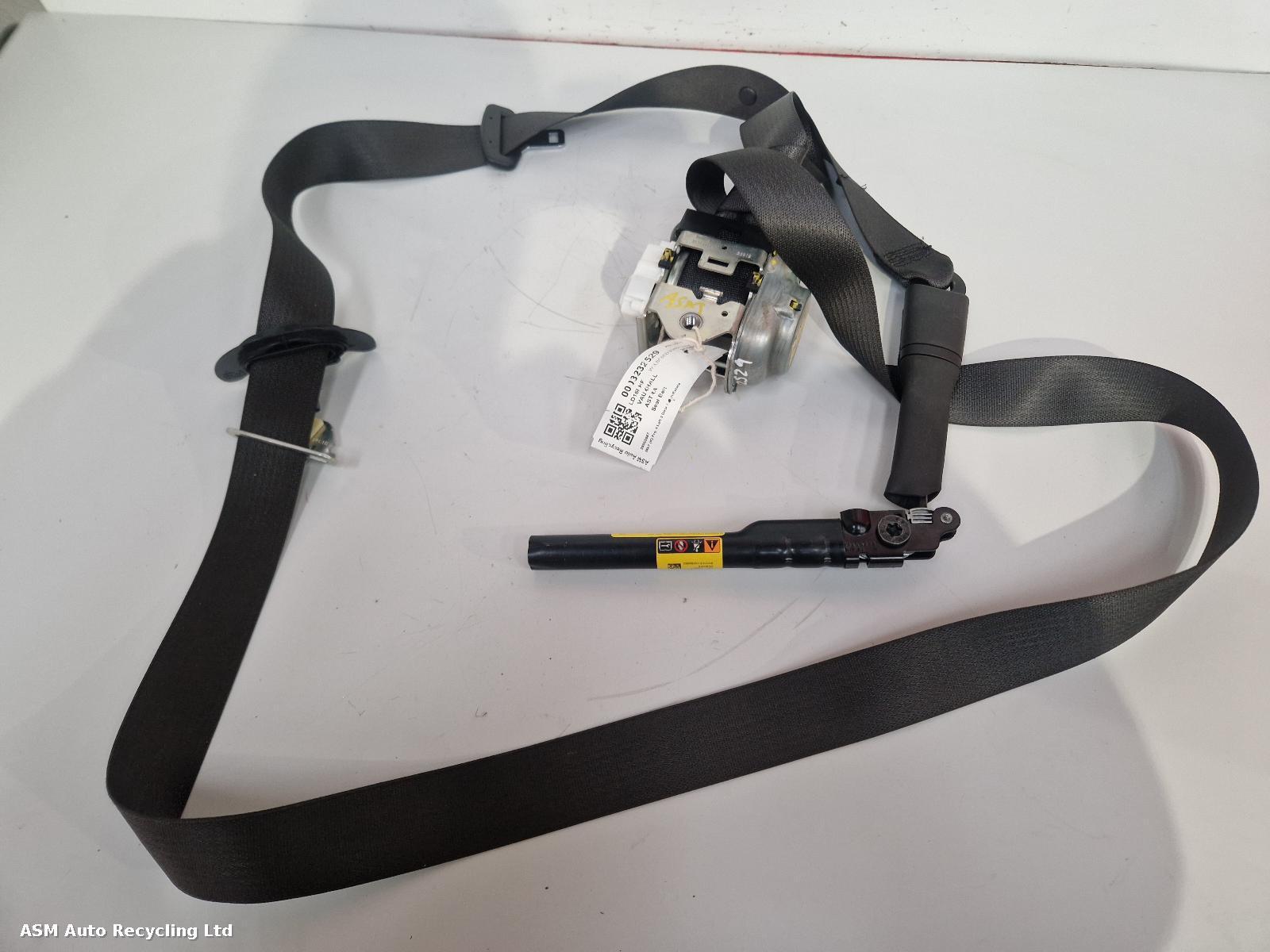 View Auto part Seat Belt Vauxhall Astra 2016