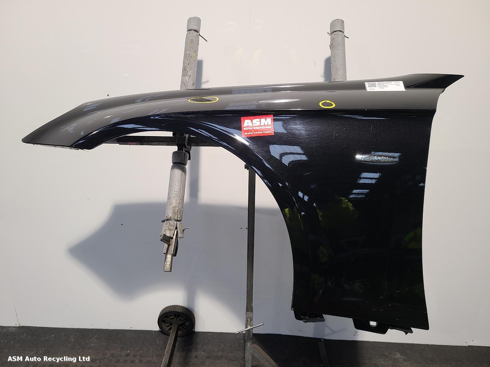 View Auto part L Wing Mercedes Cls Class 2009