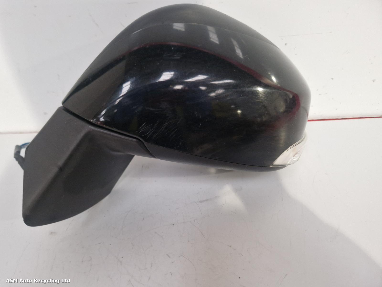View Auto part L Door Mirror Renault Scenic 2011
