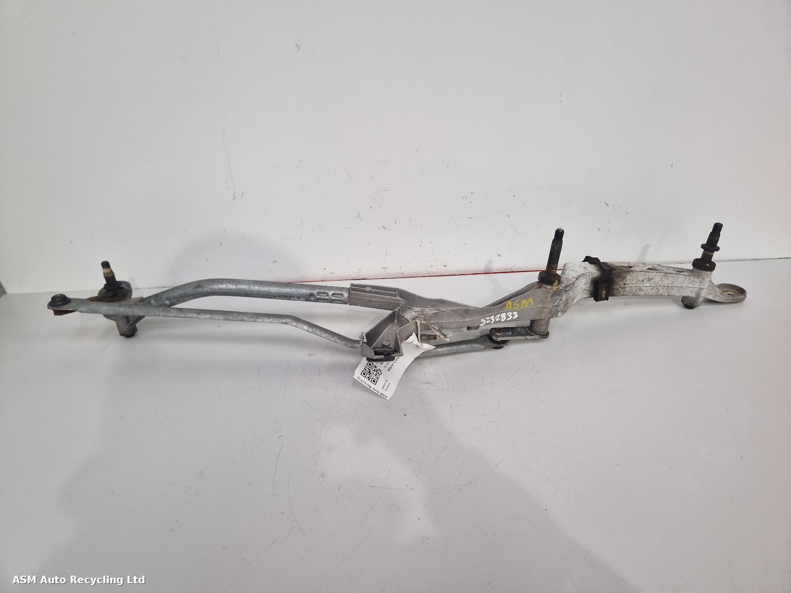 View Auto part Wiper Linkage Mercedes C Class 2008