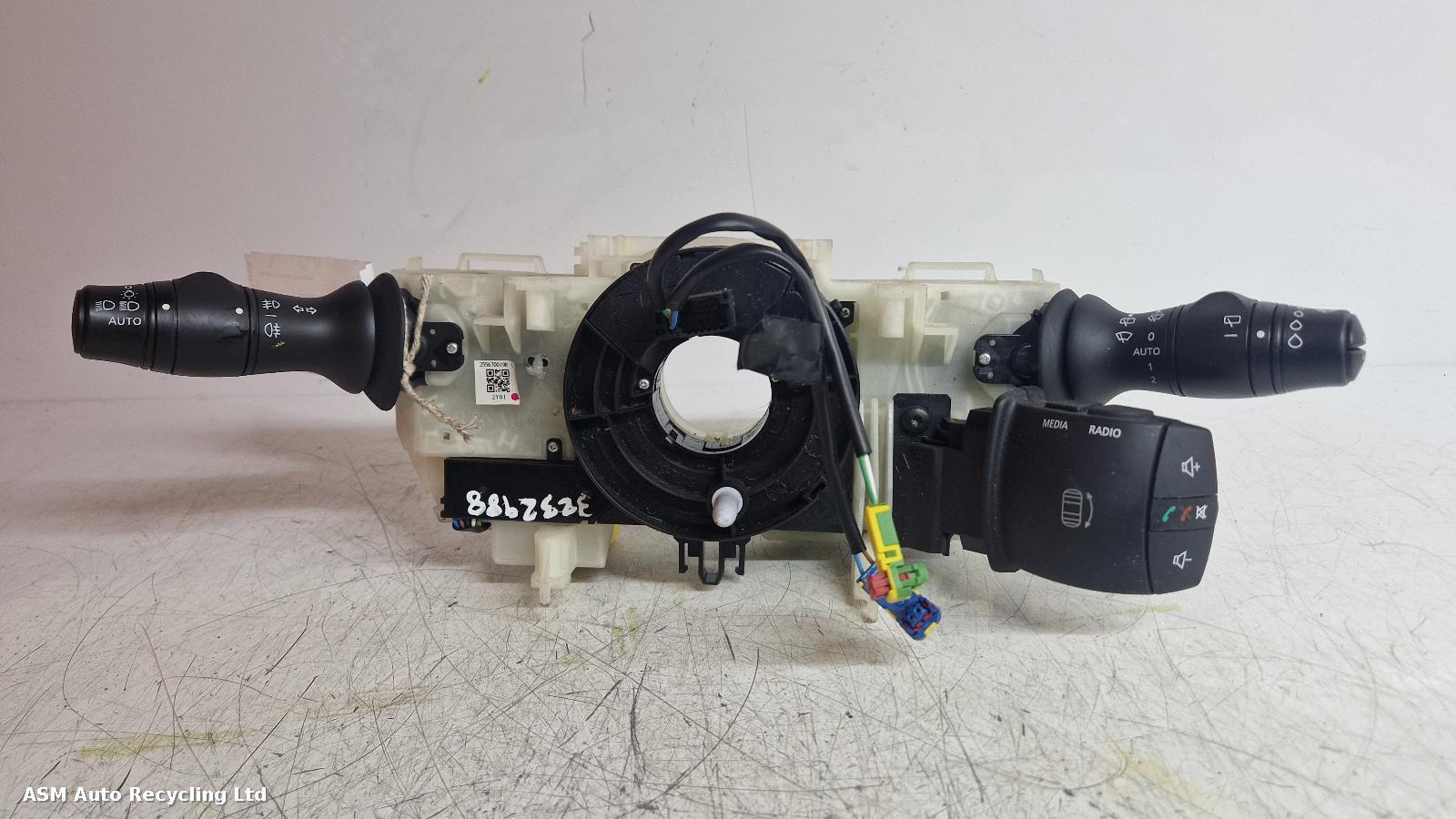View Auto part Combination Switch Renault Megane 2013