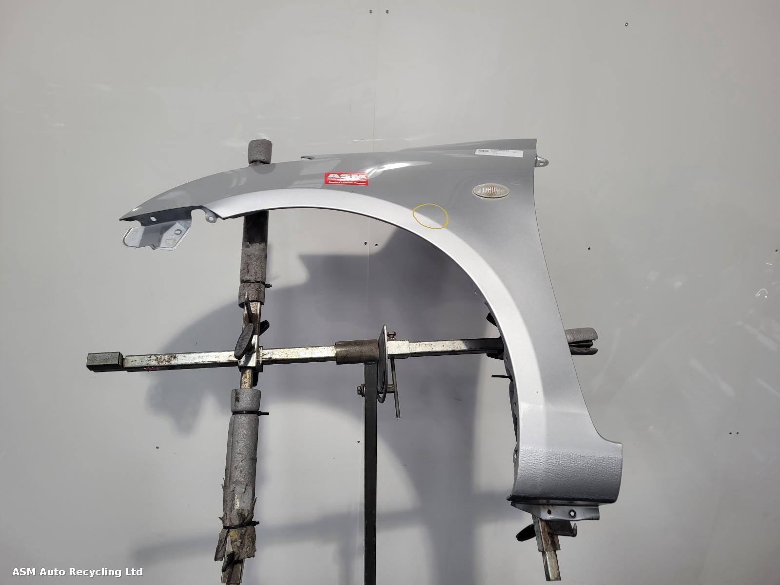 View Auto part L Wing Suzuki Swift 2013