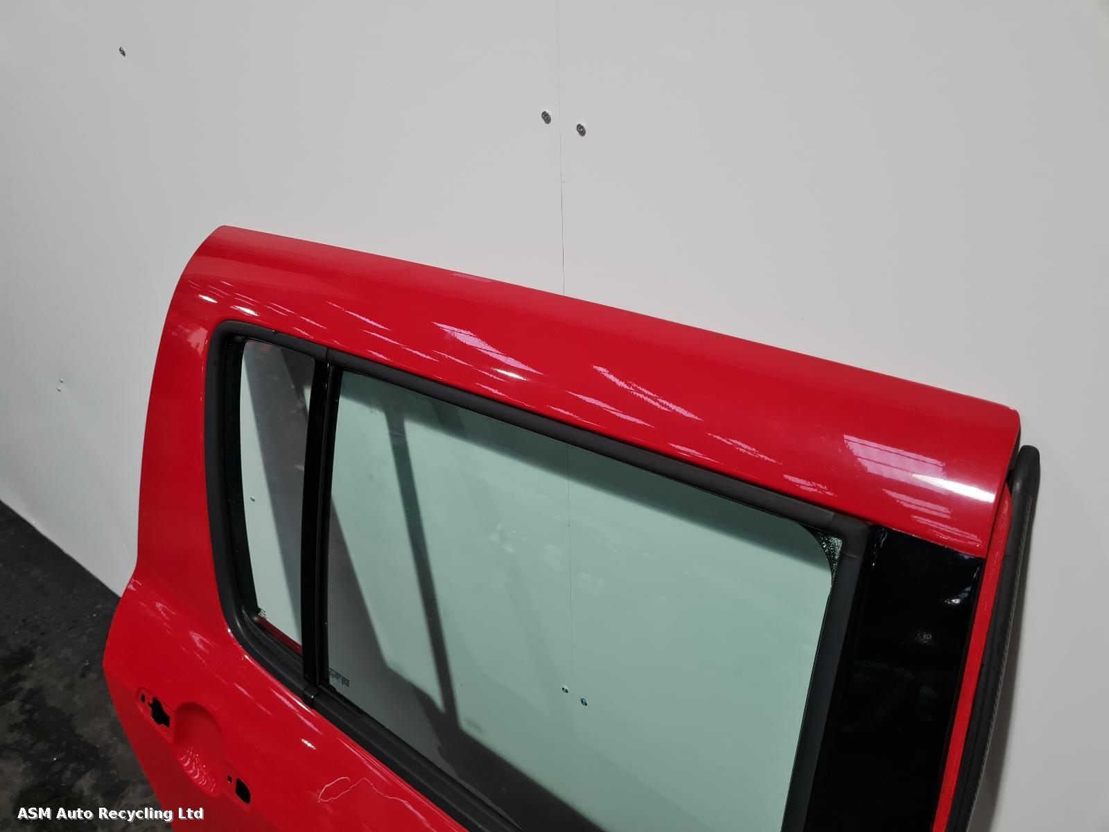 View Auto part R Rear Door Suzuki Swift 2010