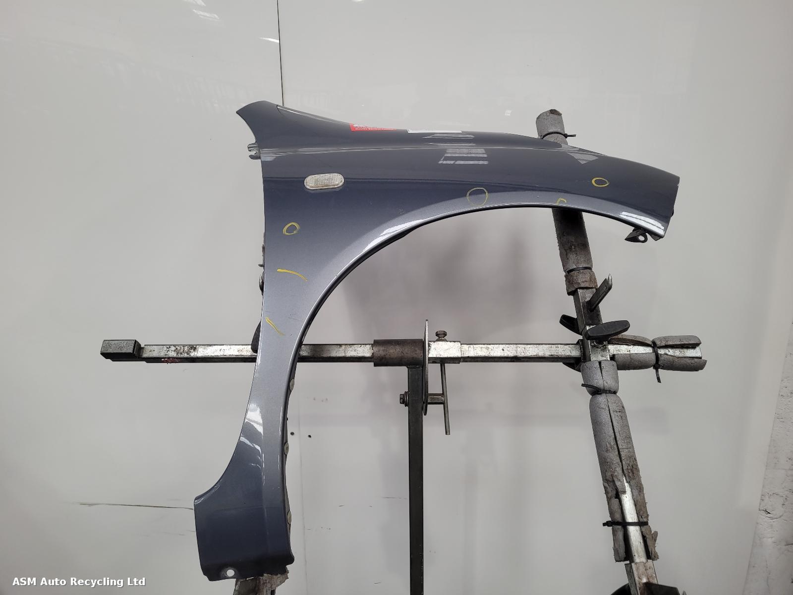 View Auto part R Wing Nissan Micra 2008