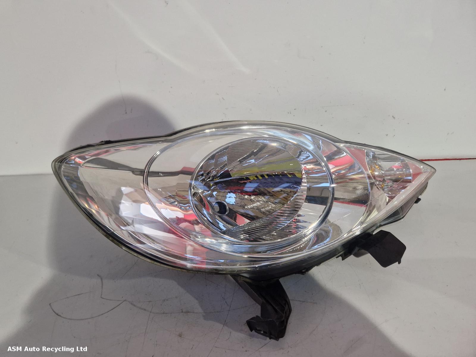 View Auto part R Headlamp Peugeot 107 2006