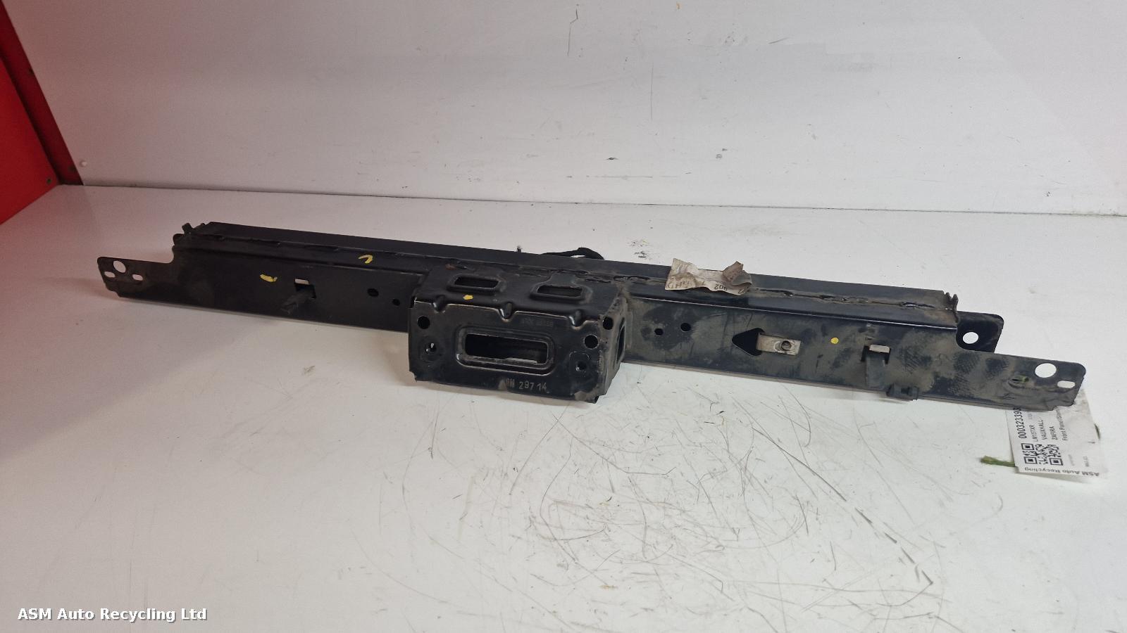 View Auto part Front Panel Vauxhall Zafira 2015
